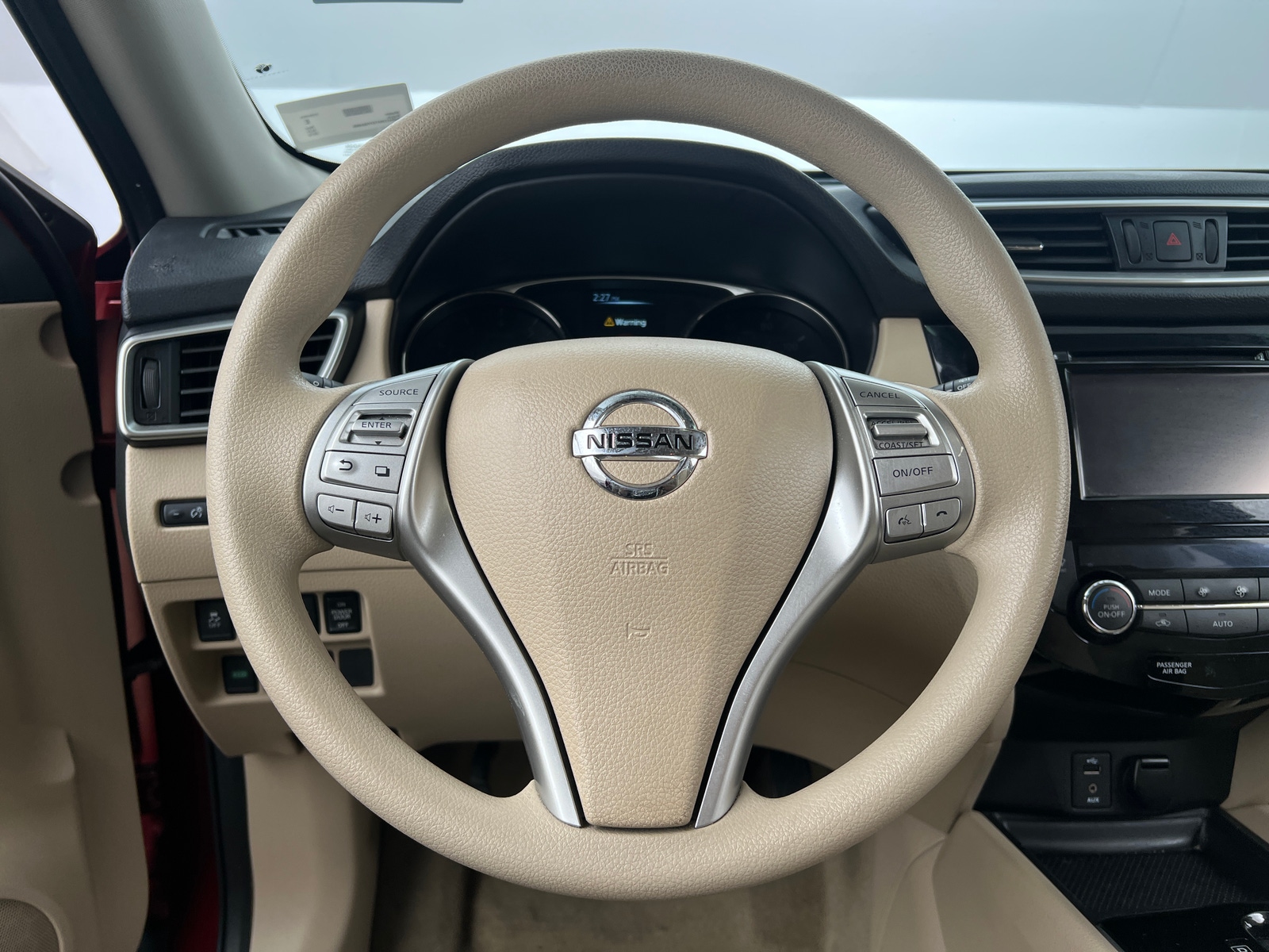 Thumbnail: 2015 Nissan Rogue - 5