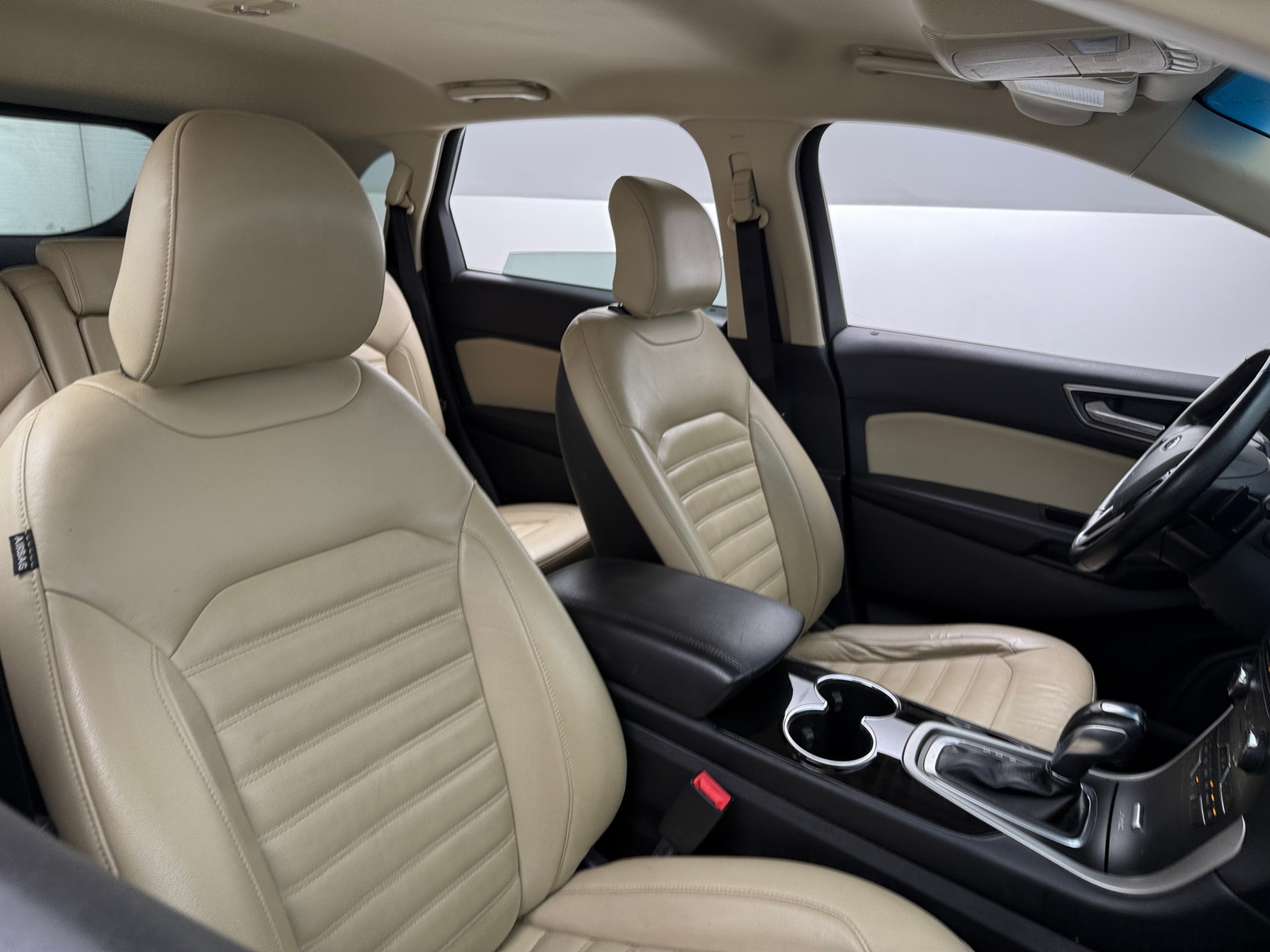 Thumbnail: 2015 Ford Edge - 2