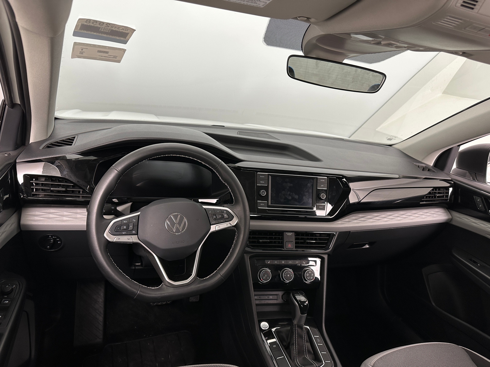 Thumbnail: 2024 Volkswagen Taos - 3