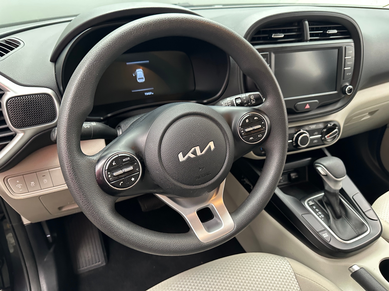 Thumbnail: 2023 Kia Soul - 5