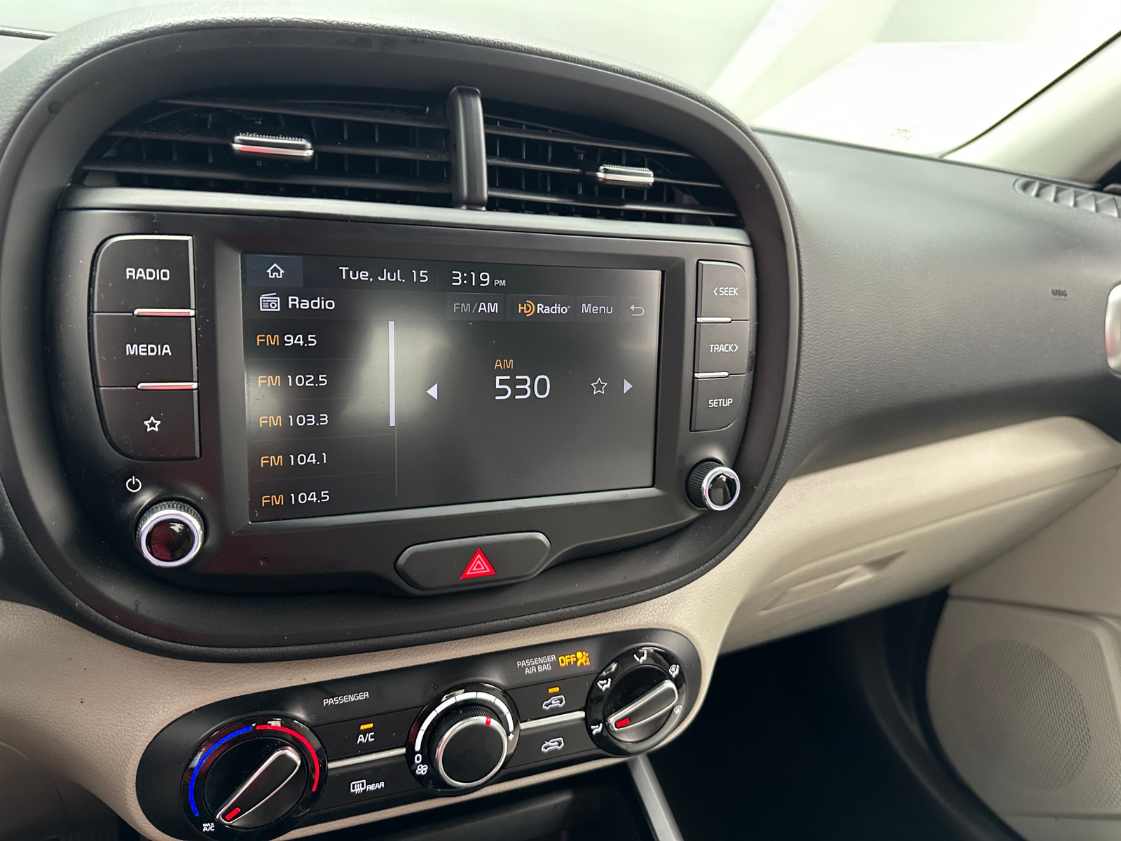 Thumbnail: 2023 Kia Soul - 4