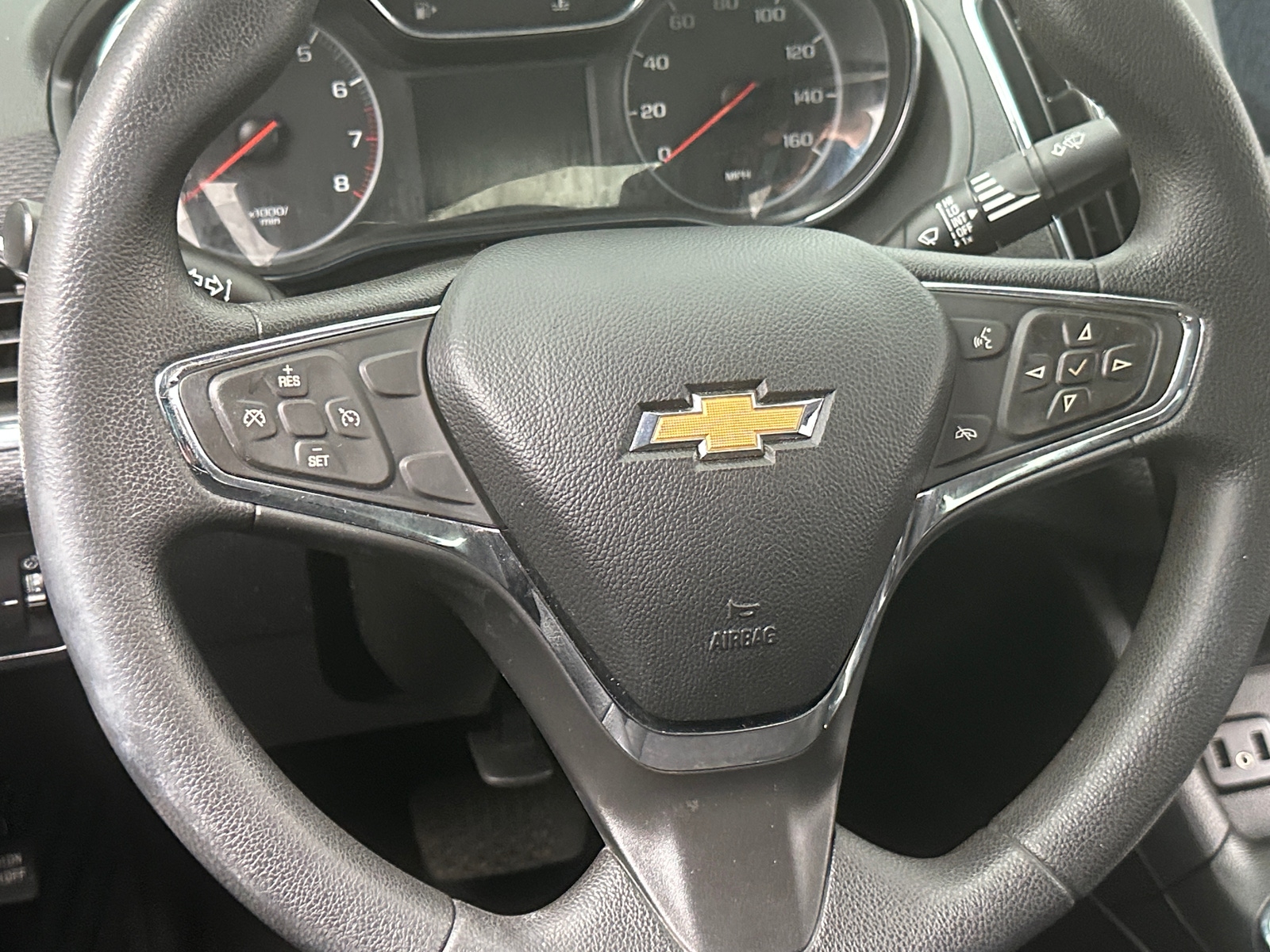 Thumbnail: 2019 Chevrolet Cruze - 5