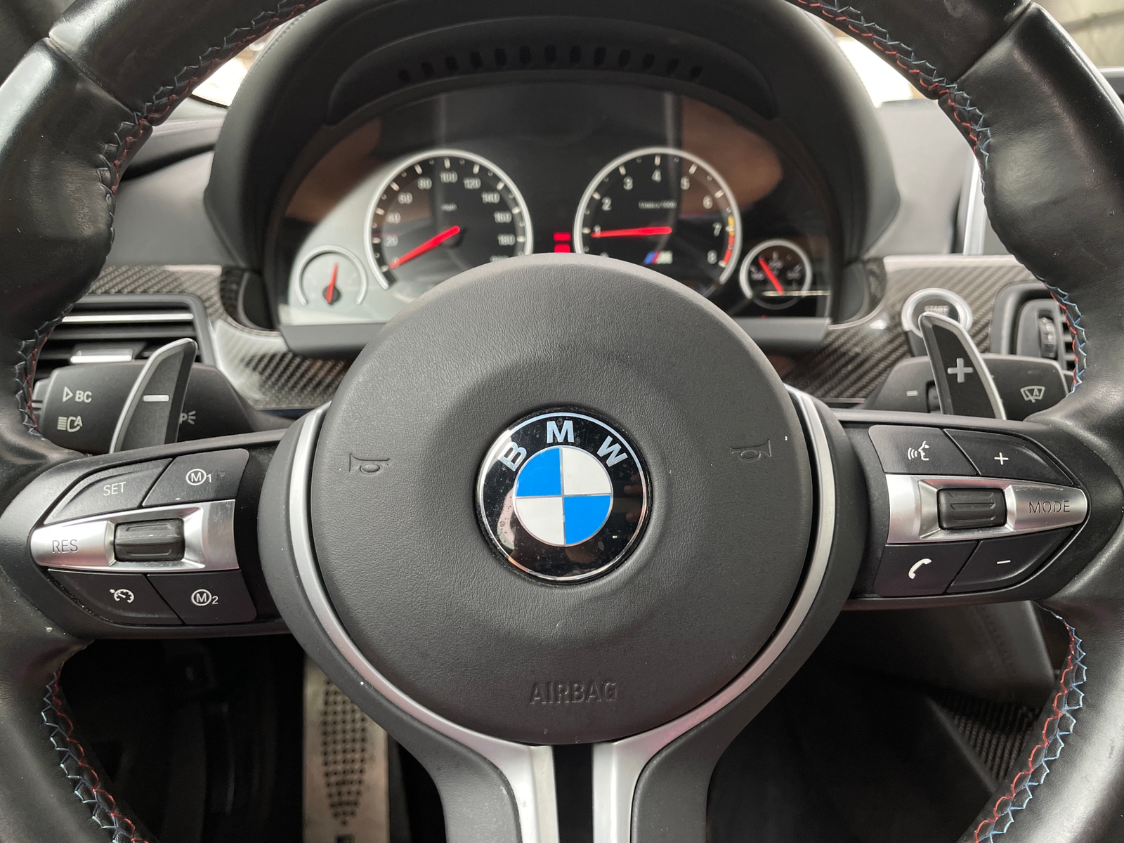 Thumbnail: 2014 BMW M6 - 3