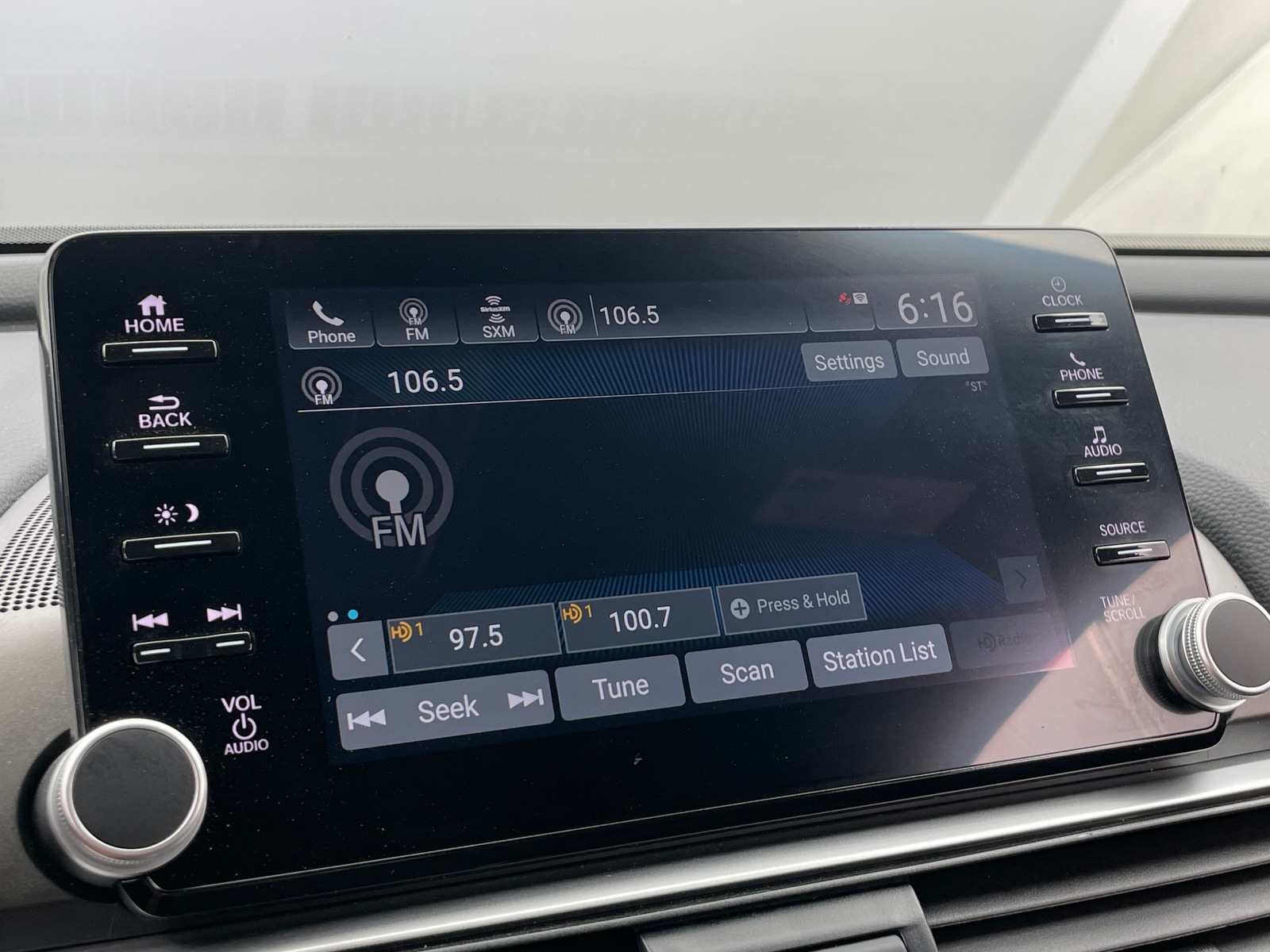 Thumbnail: 2021 Honda Accord - 4