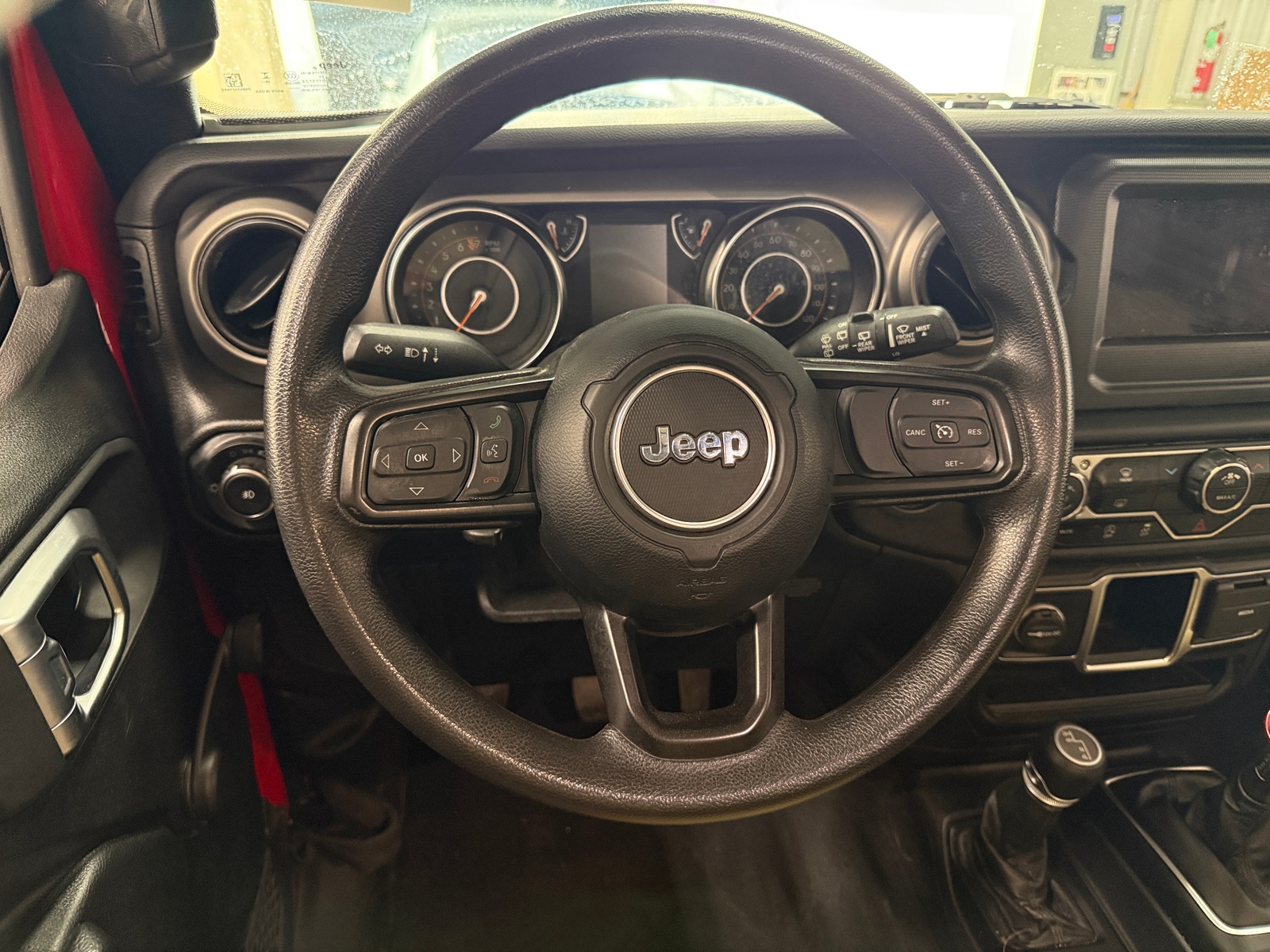 Thumbnail: 2022 Jeep Wrangler - 5