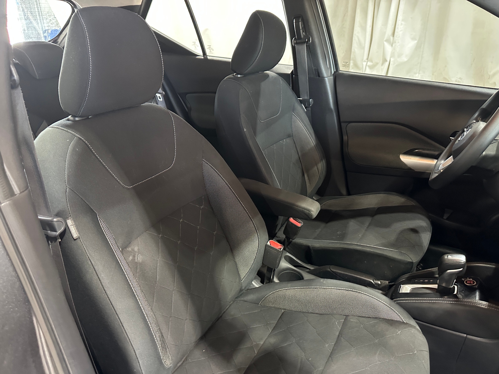 Thumbnail: 2019 Nissan Kicks - 2