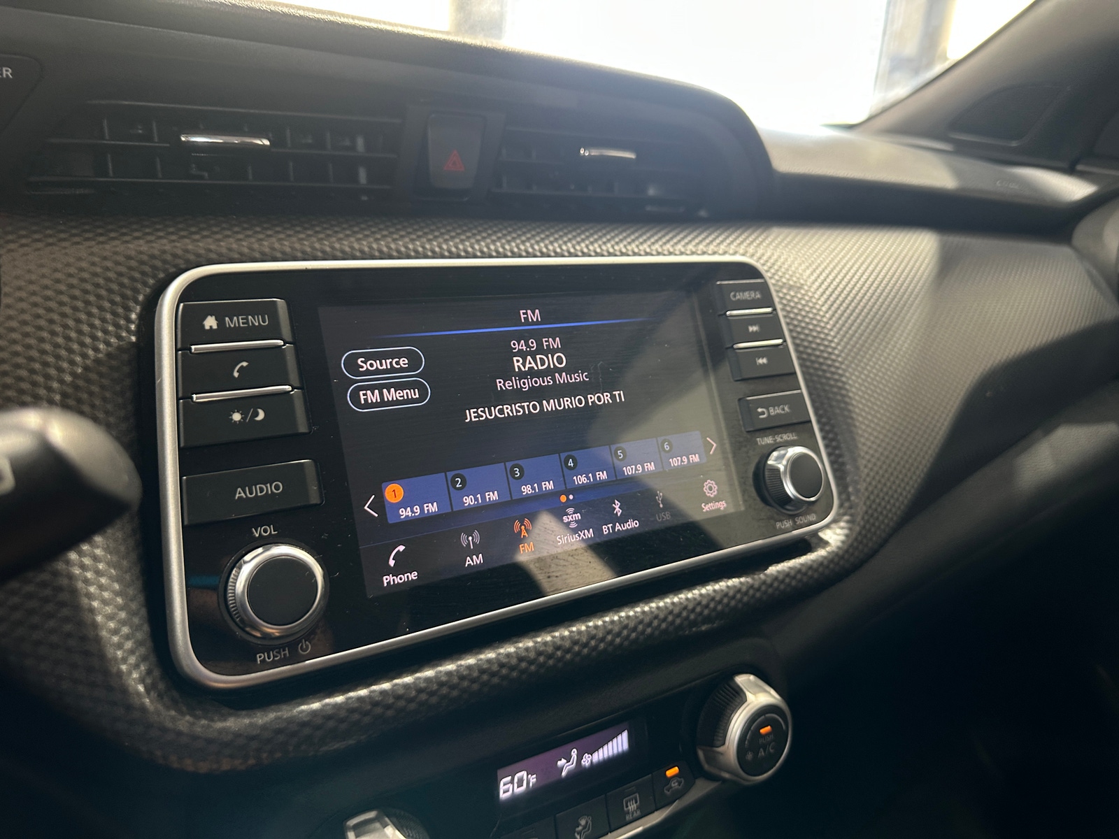 Thumbnail: 2019 Nissan Kicks - 4