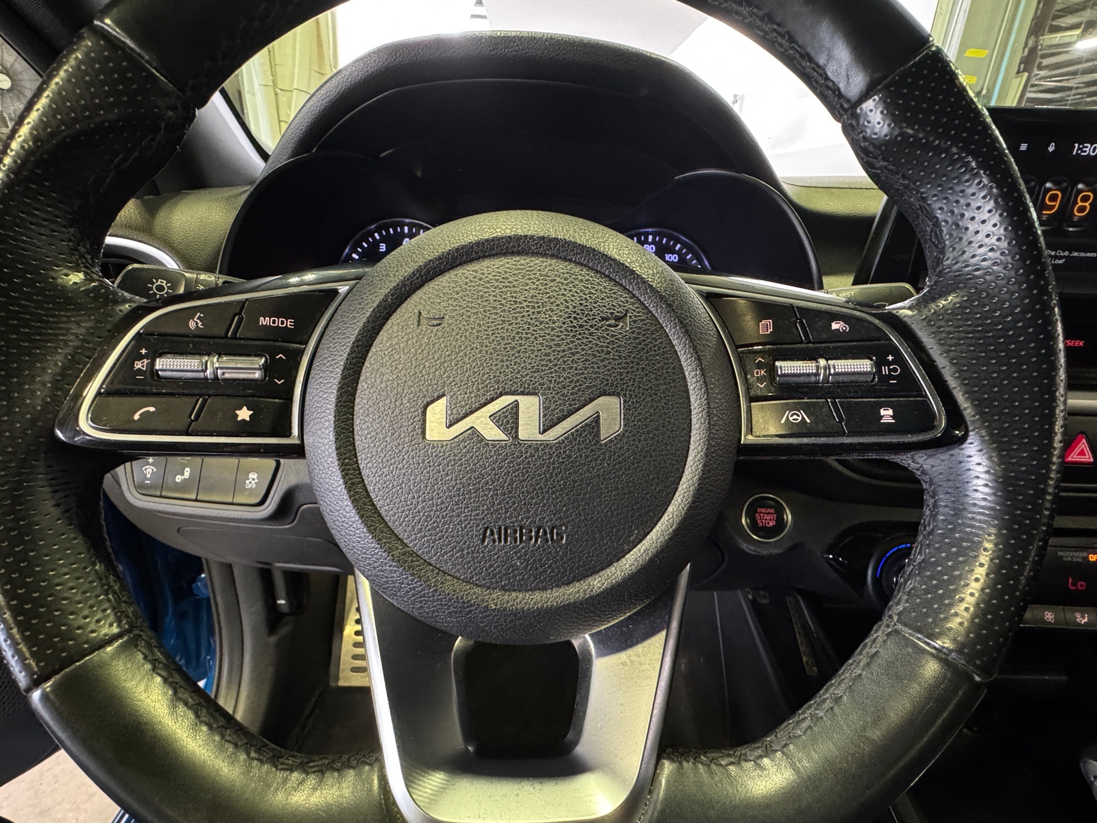 Thumbnail: 2022 Kia Forte - 5
