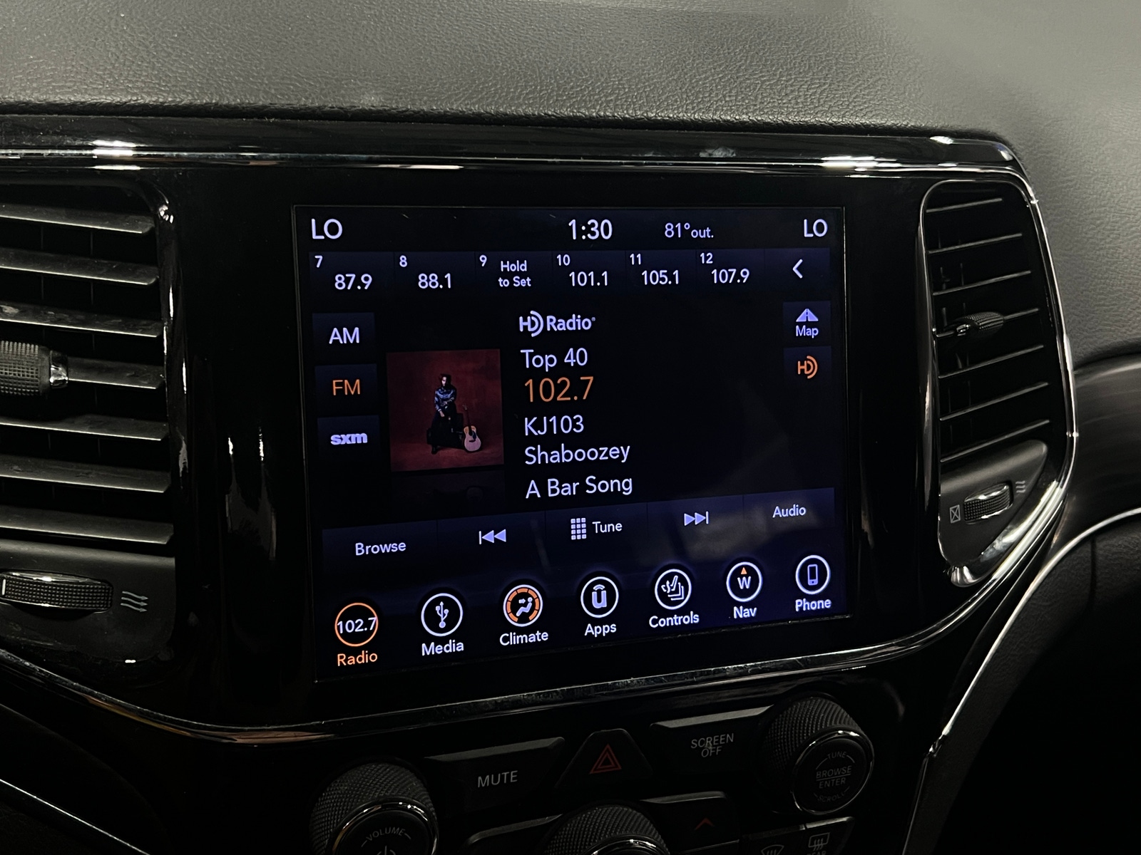 Thumbnail: 2019 Jeep Grand Cherokee - 3