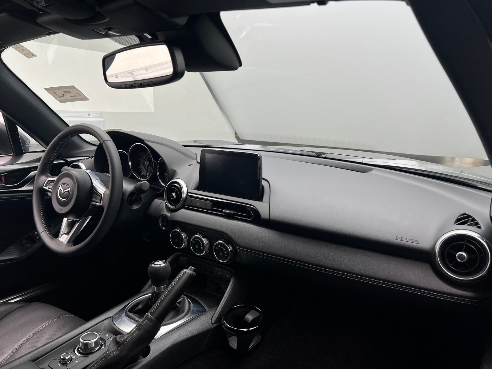 Thumbnail: 2022 Mazda MX-5 Miata - 2