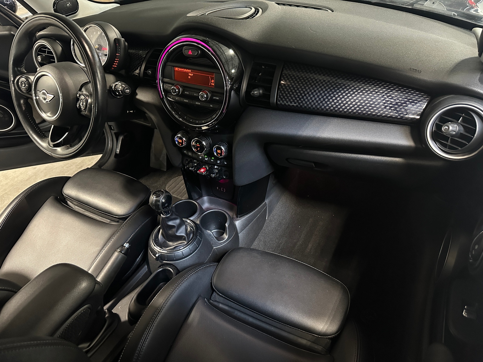 Thumbnail: 2015 MINI Cooper Hardtop - 2
