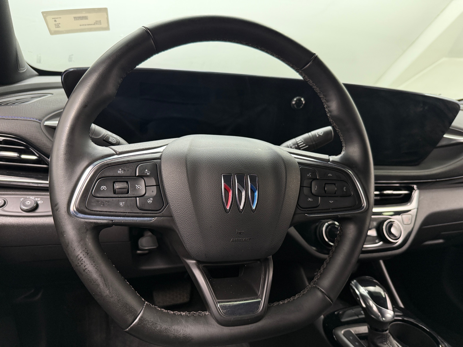 Thumbnail: 2024 Buick Envista - 4