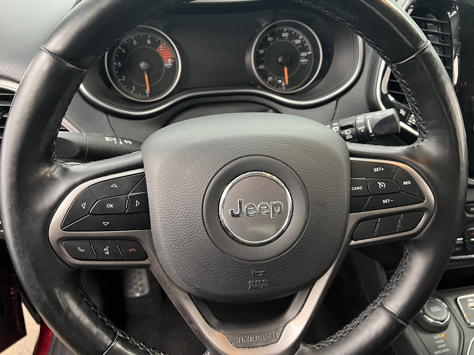 Thumbnail: 2020 Jeep Cherokee - 4