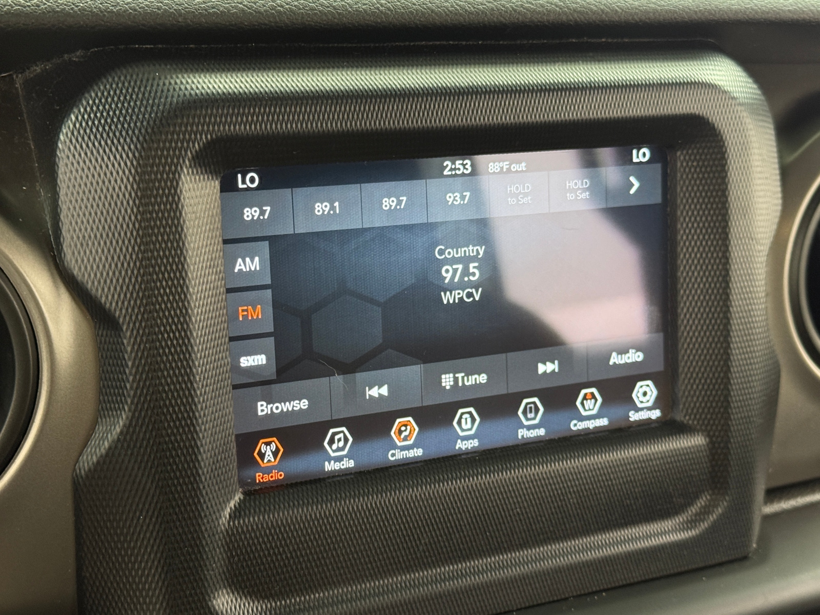 Thumbnail: 2020 Jeep Gladiator - 4