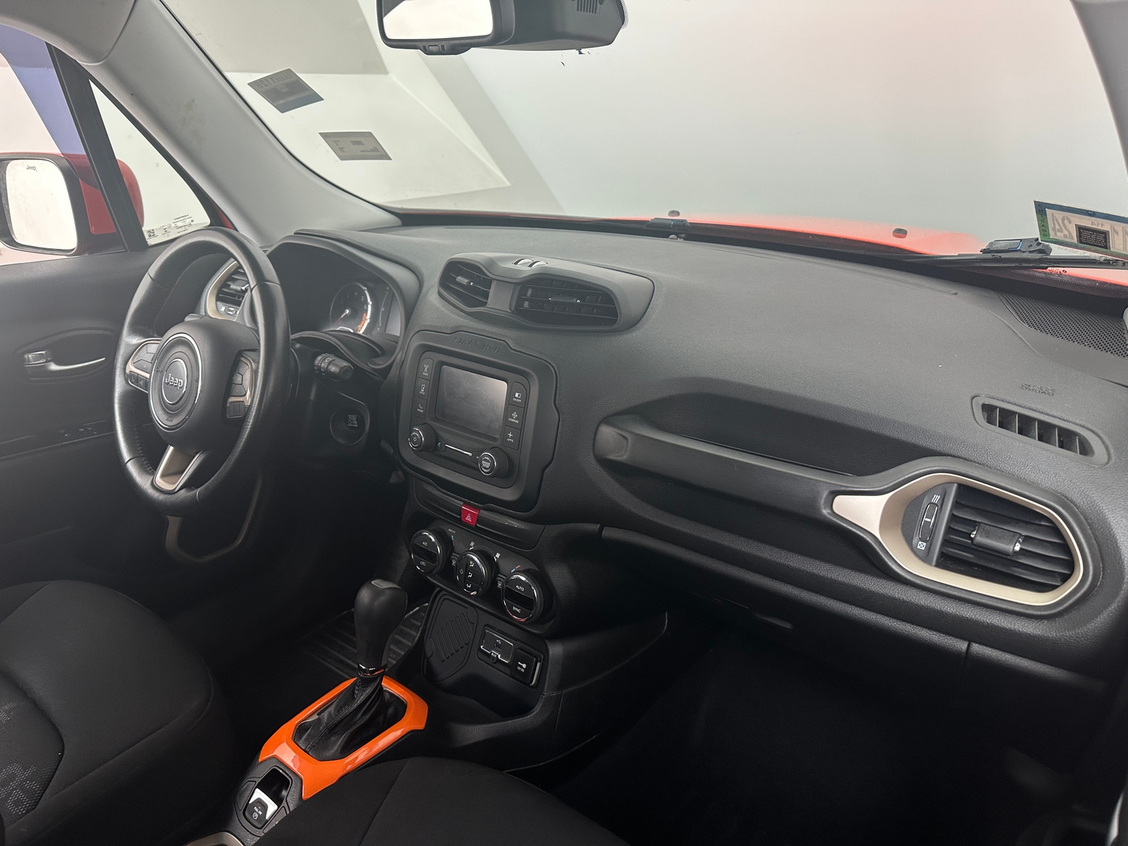 Thumbnail: 2017 Jeep Renegade - 3