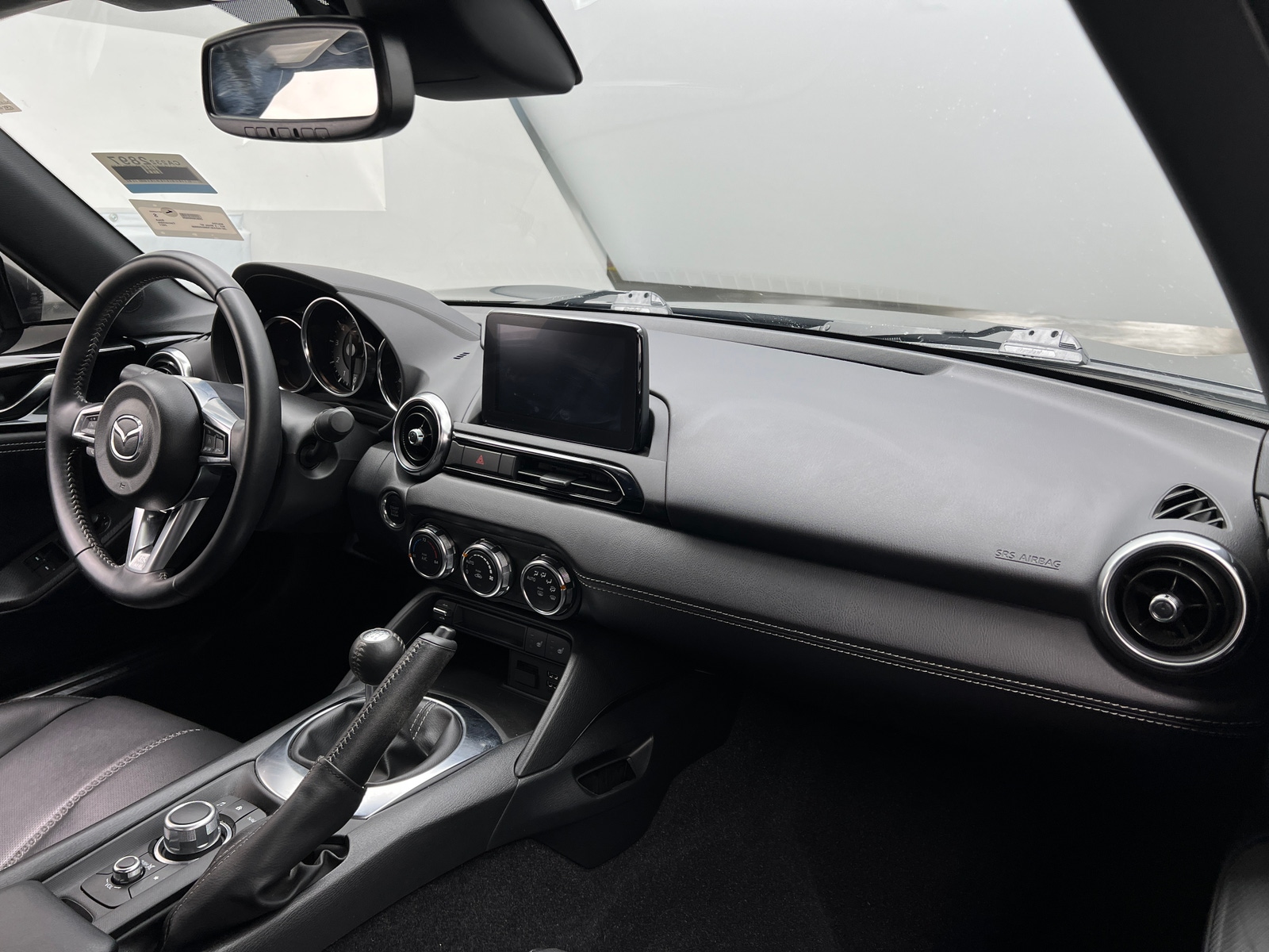 Thumbnail: 2021 Mazda MX-5 Miata - 2