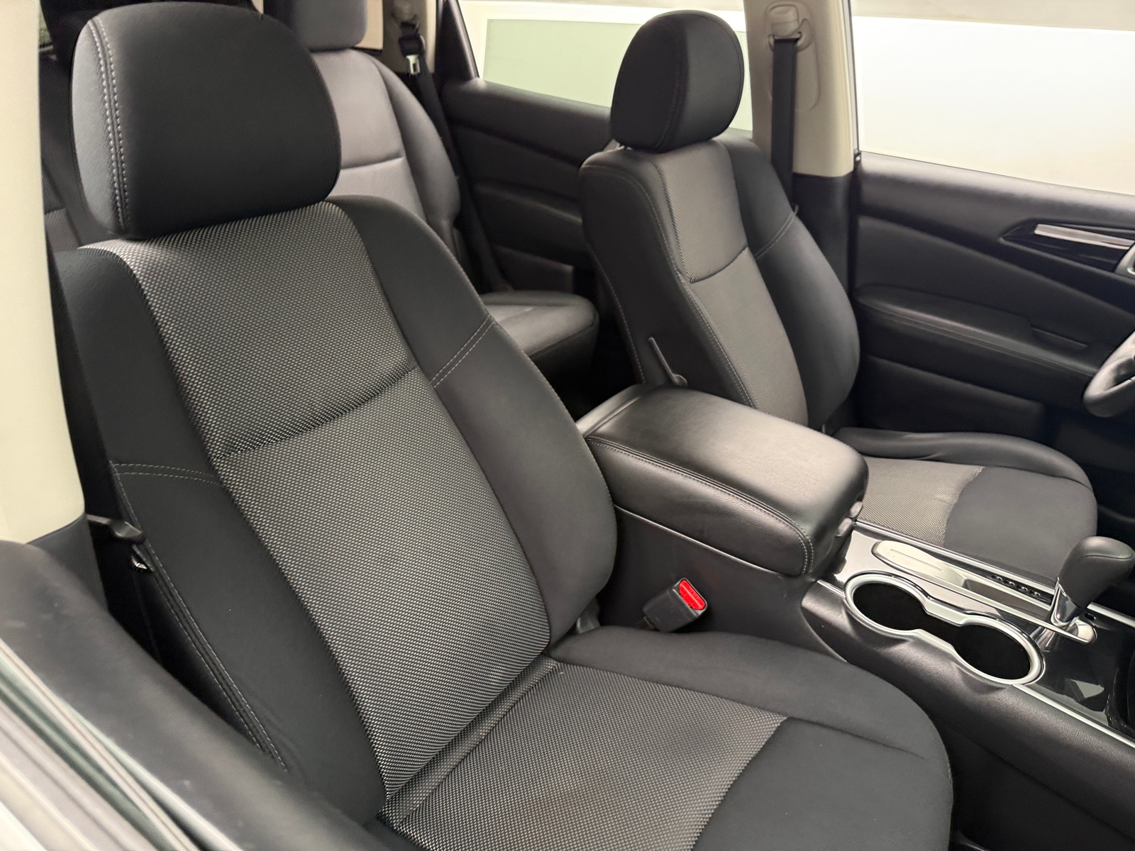 Thumbnail: 2018 Nissan Pathfinder - 2