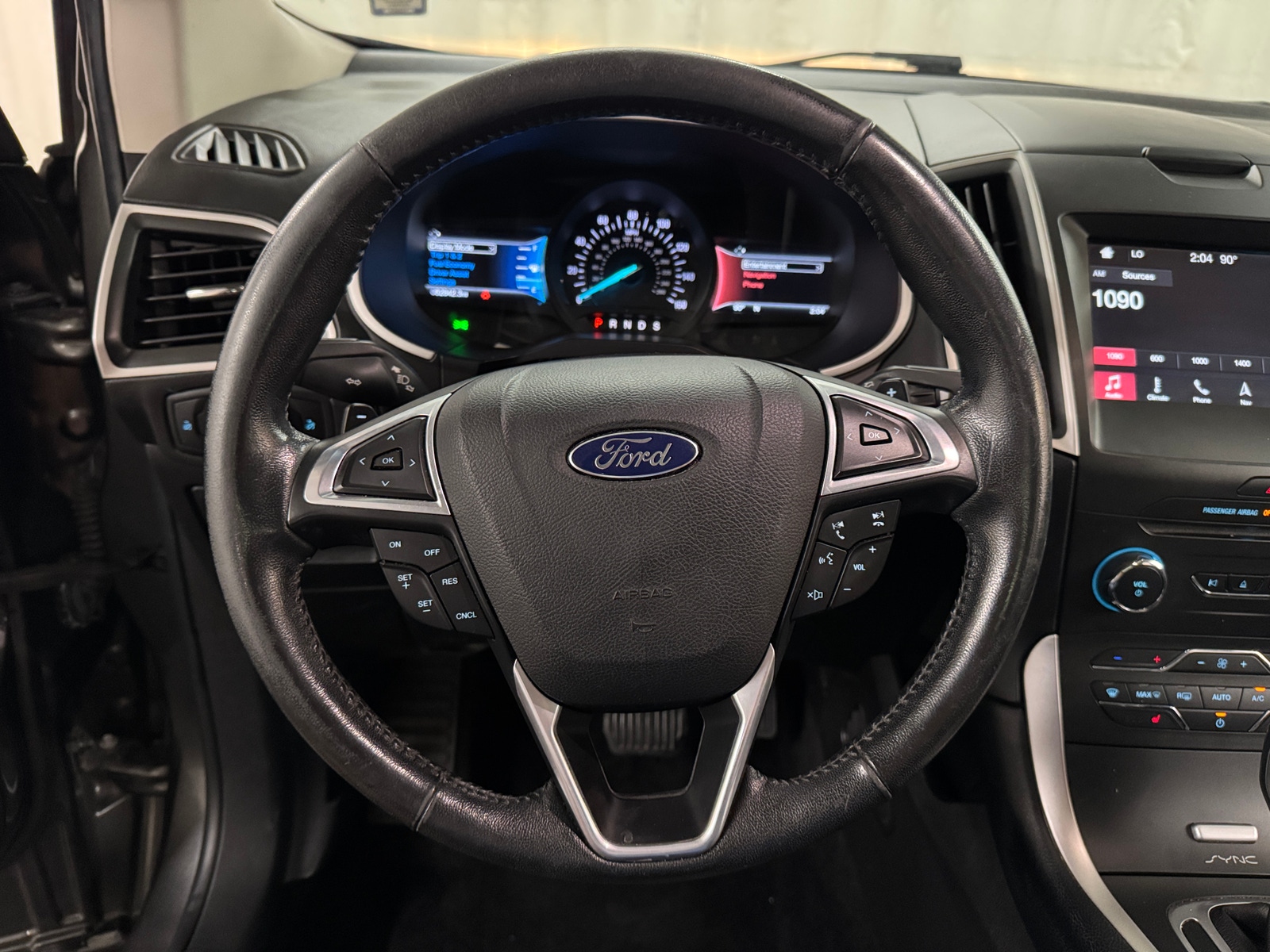 Thumbnail: 2017 Ford Edge - 5