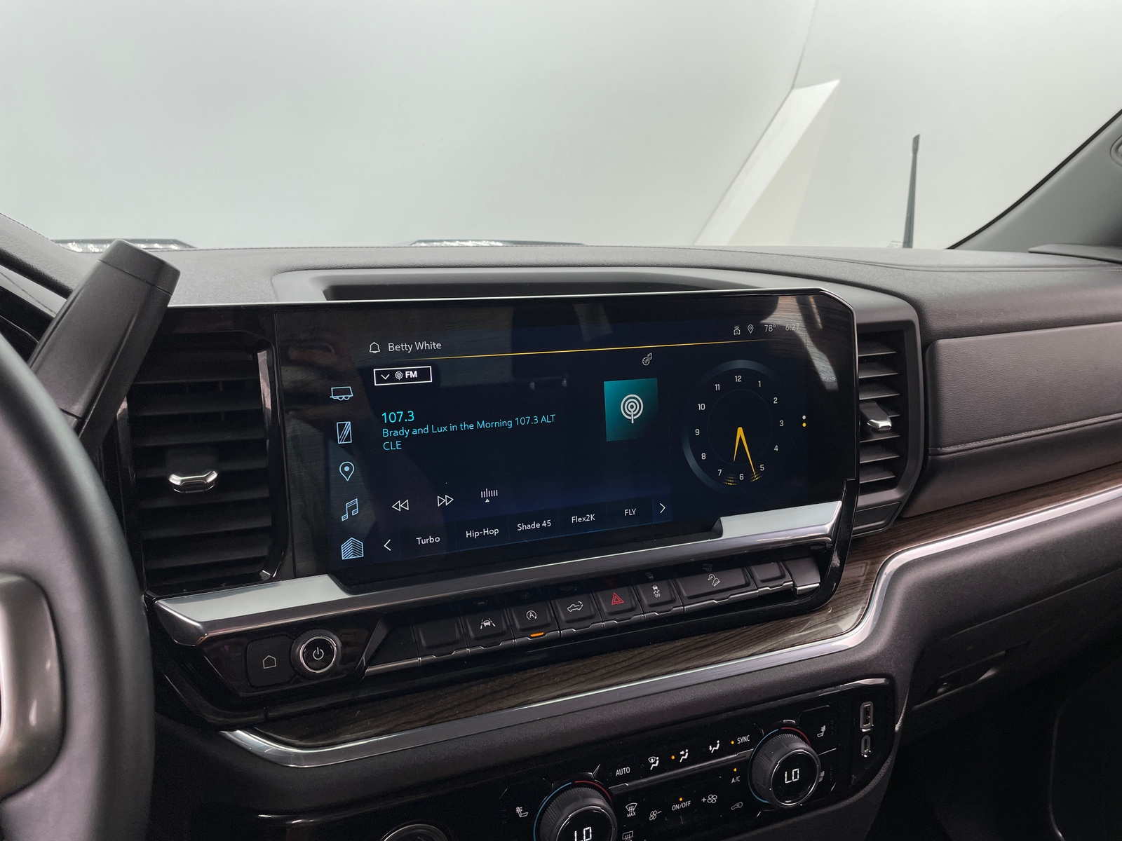Thumbnail: 2023 Chevrolet Silverado 1500 - 4