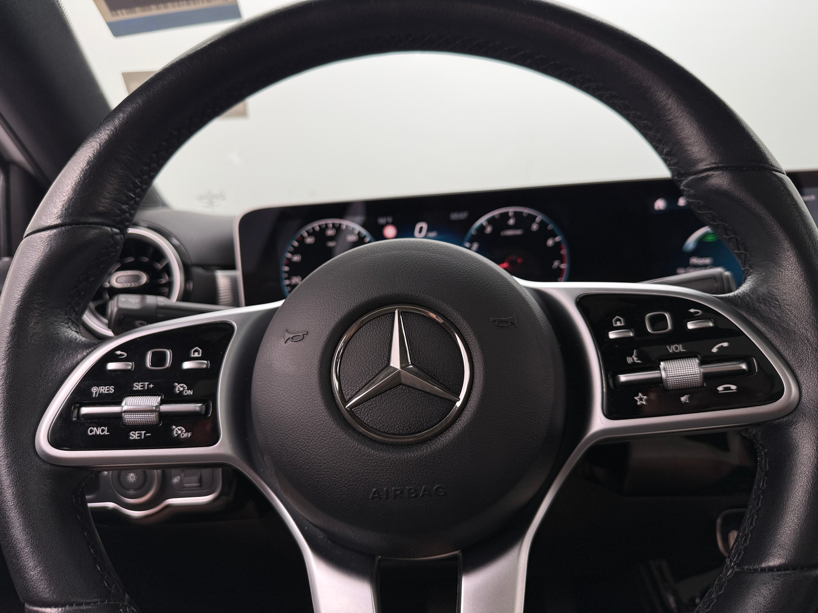 Thumbnail: 2019 Mercedes-Benz A-Class - 4