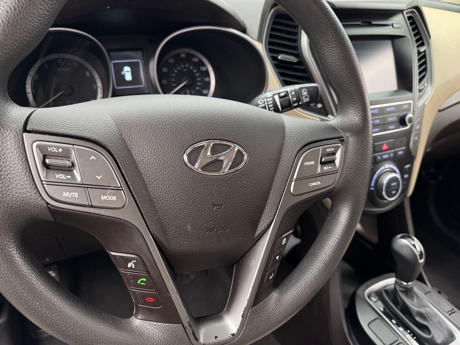 Thumbnail: 2017 Hyundai Santa Fe - 5