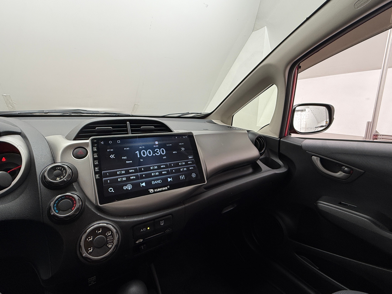 Thumbnail: 2012 Honda Fit - 4