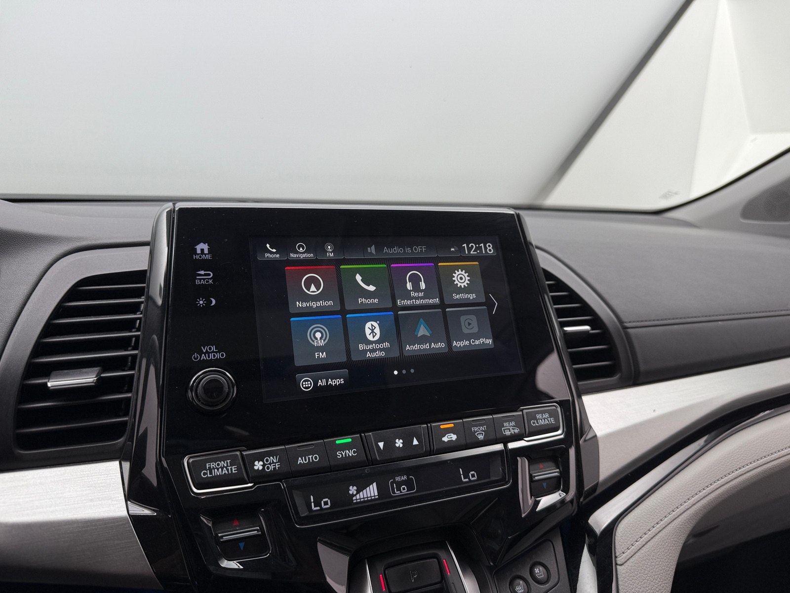 Thumbnail: 2018 Honda Odyssey - 3