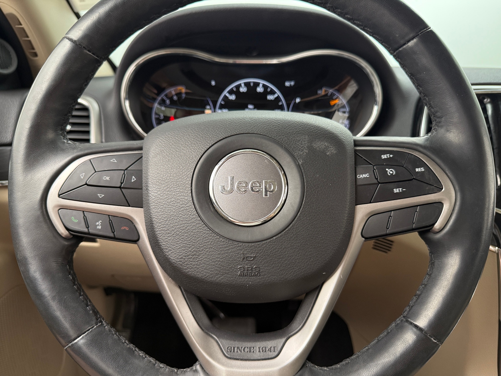 Thumbnail: 2020 Jeep Grand Cherokee - 5