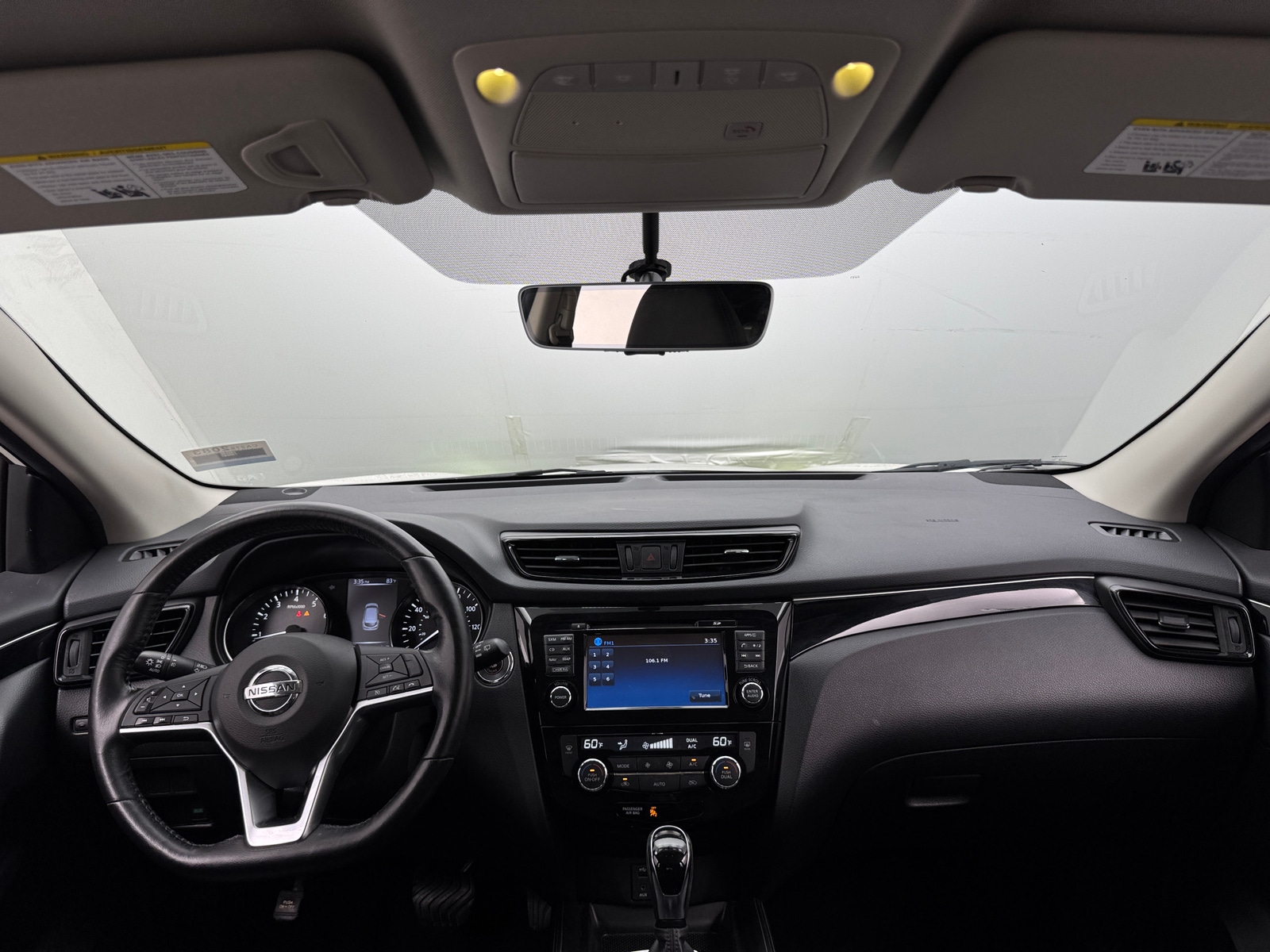 Thumbnail: 2017 Nissan Rogue Sport - 2