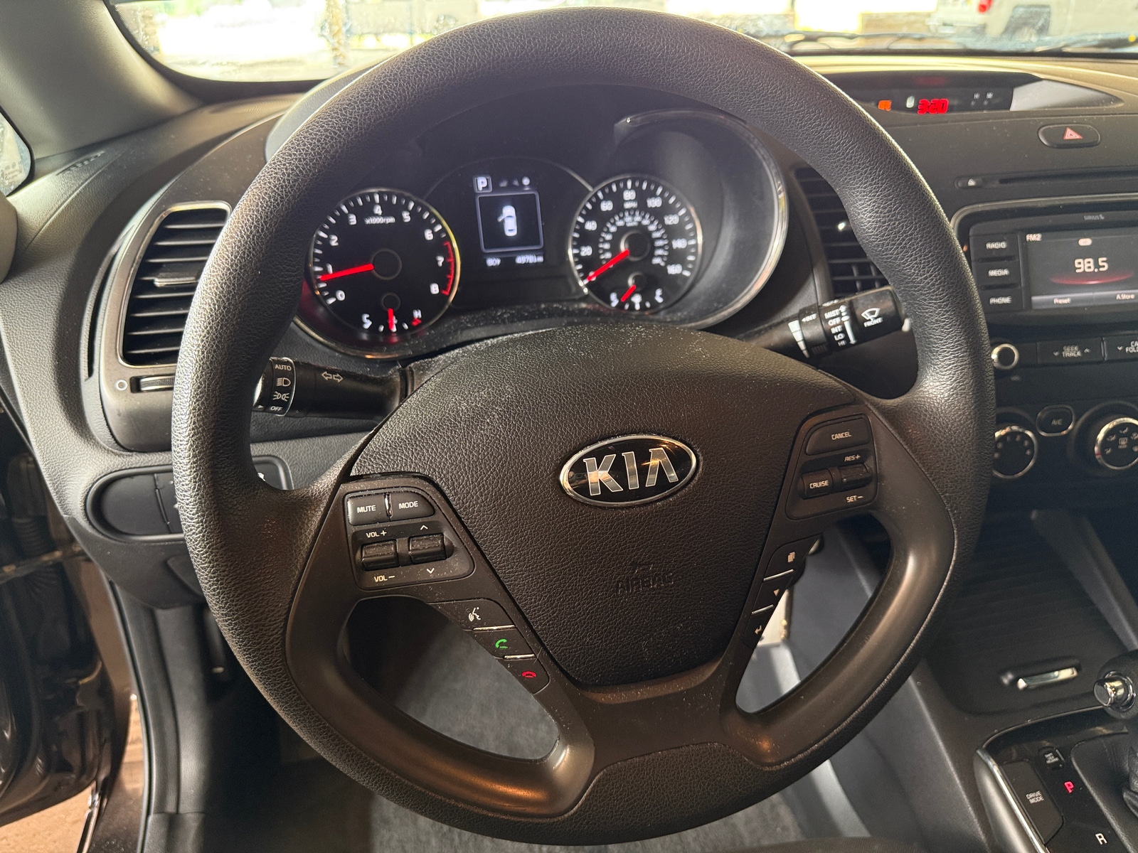 Thumbnail: 2017 Kia Forte - 5