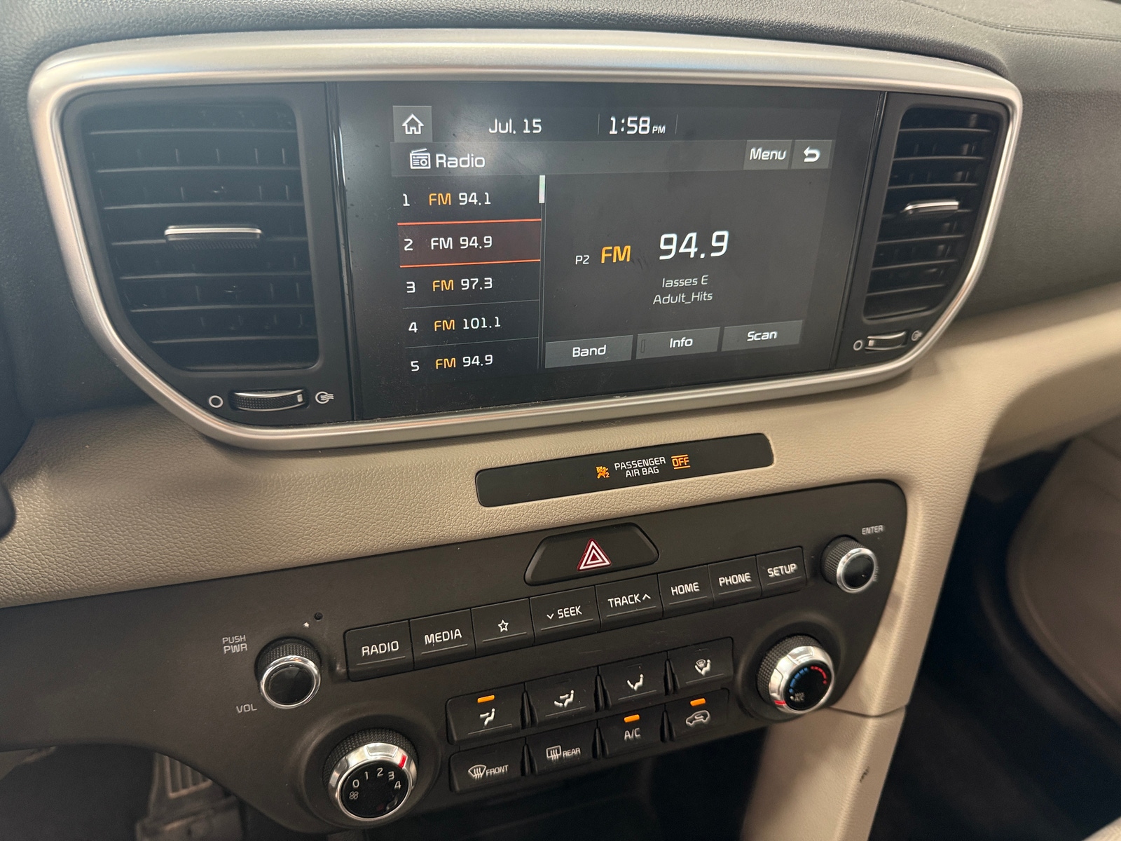 Thumbnail: 2021 Kia Sportage - 4