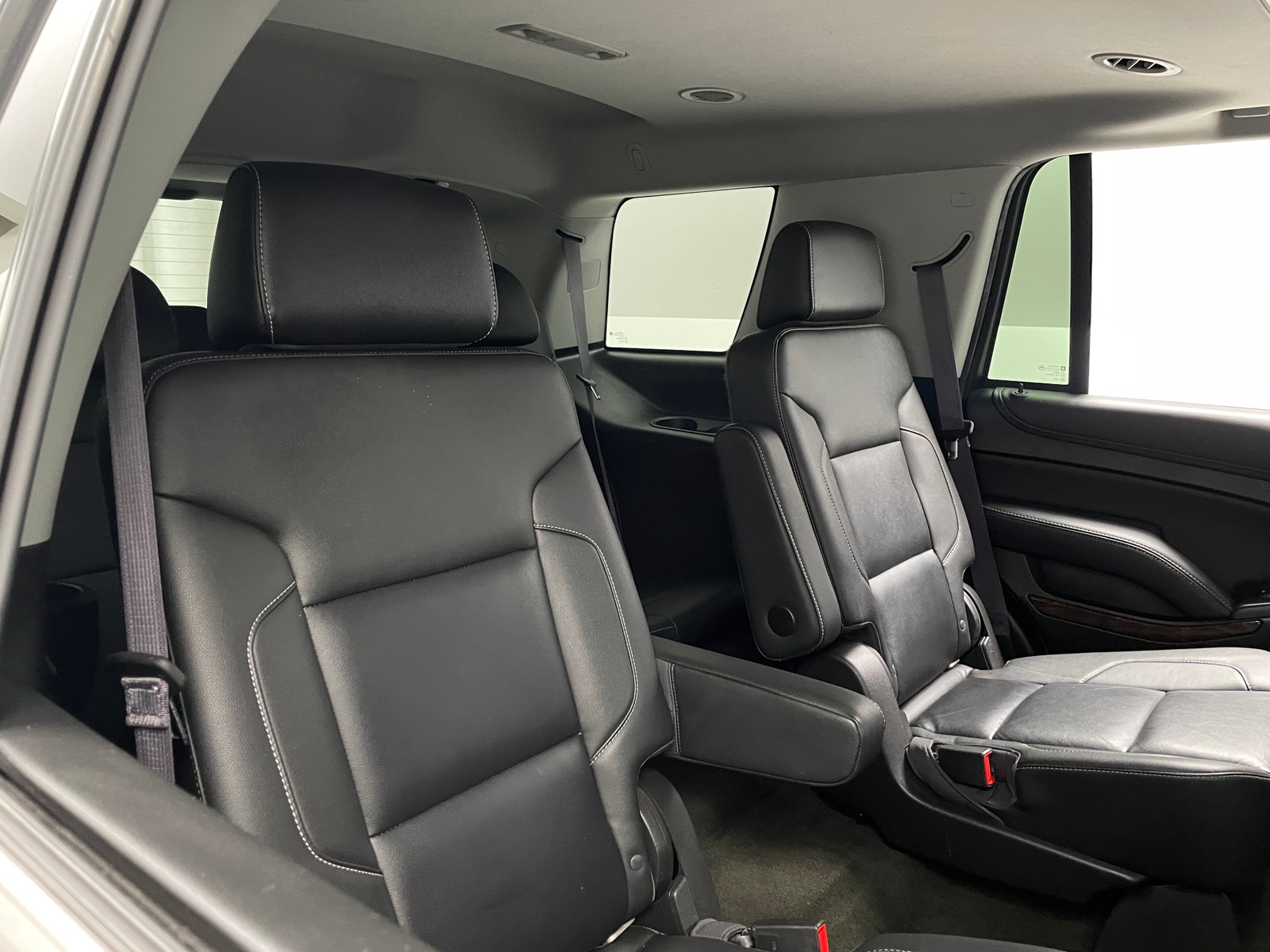 Thumbnail: 2017 Chevrolet Tahoe - 5