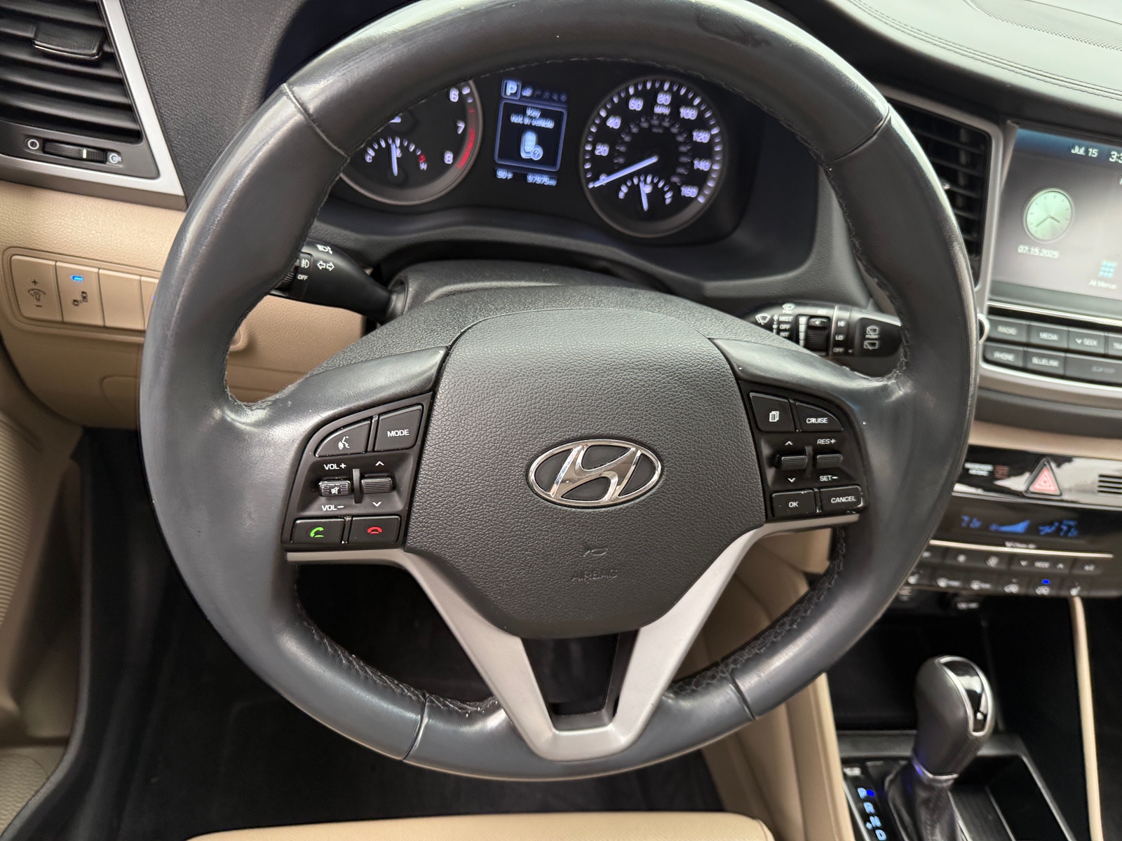 Thumbnail: 2017 Hyundai Tucson - 4