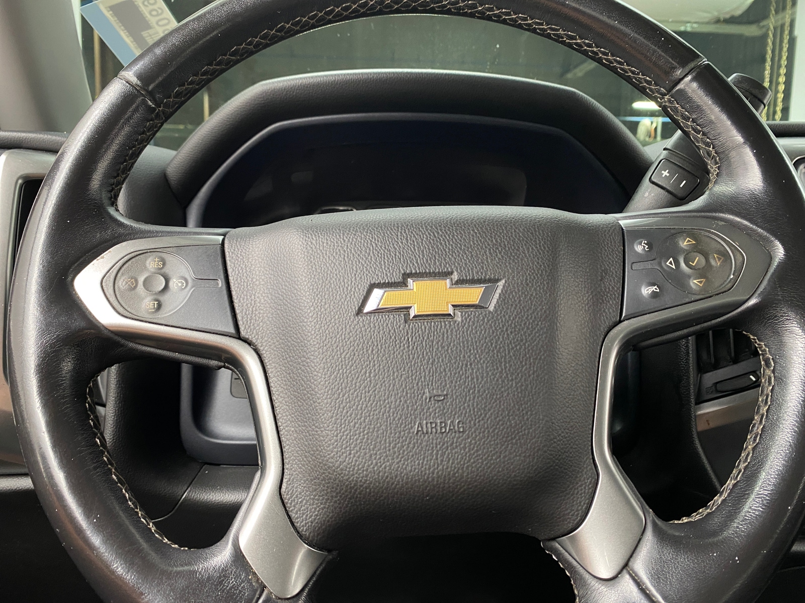Thumbnail: 2018 Chevrolet Silverado 1500 - 5