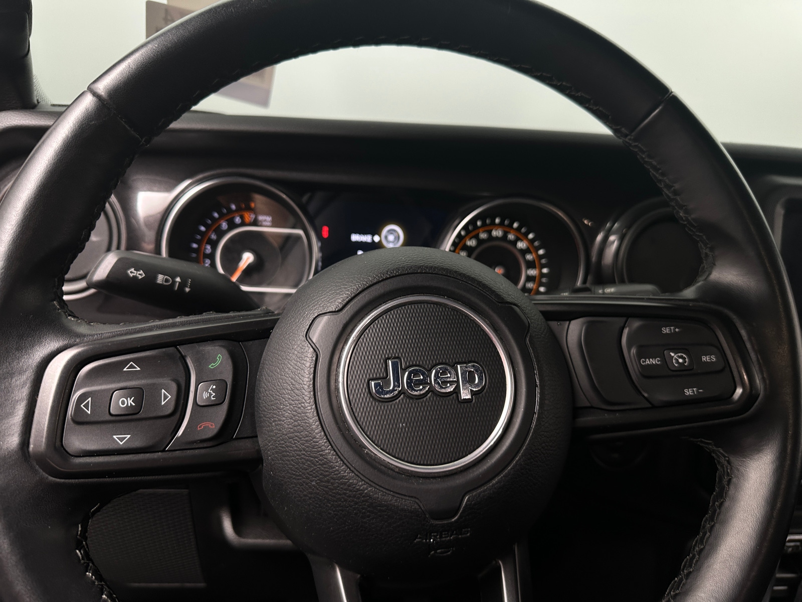 Thumbnail: 2021 Jeep Wrangler - 5