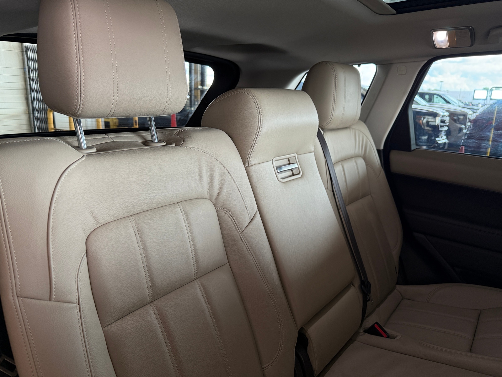Thumbnail: 2020 Land Rover Range Rover Sport - 5