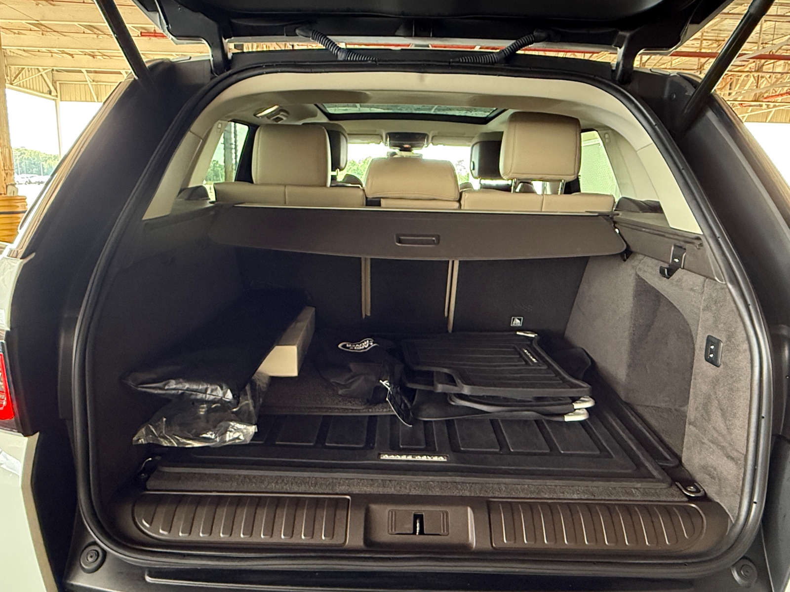 Thumbnail: 2020 Land Rover Range Rover Sport - 6