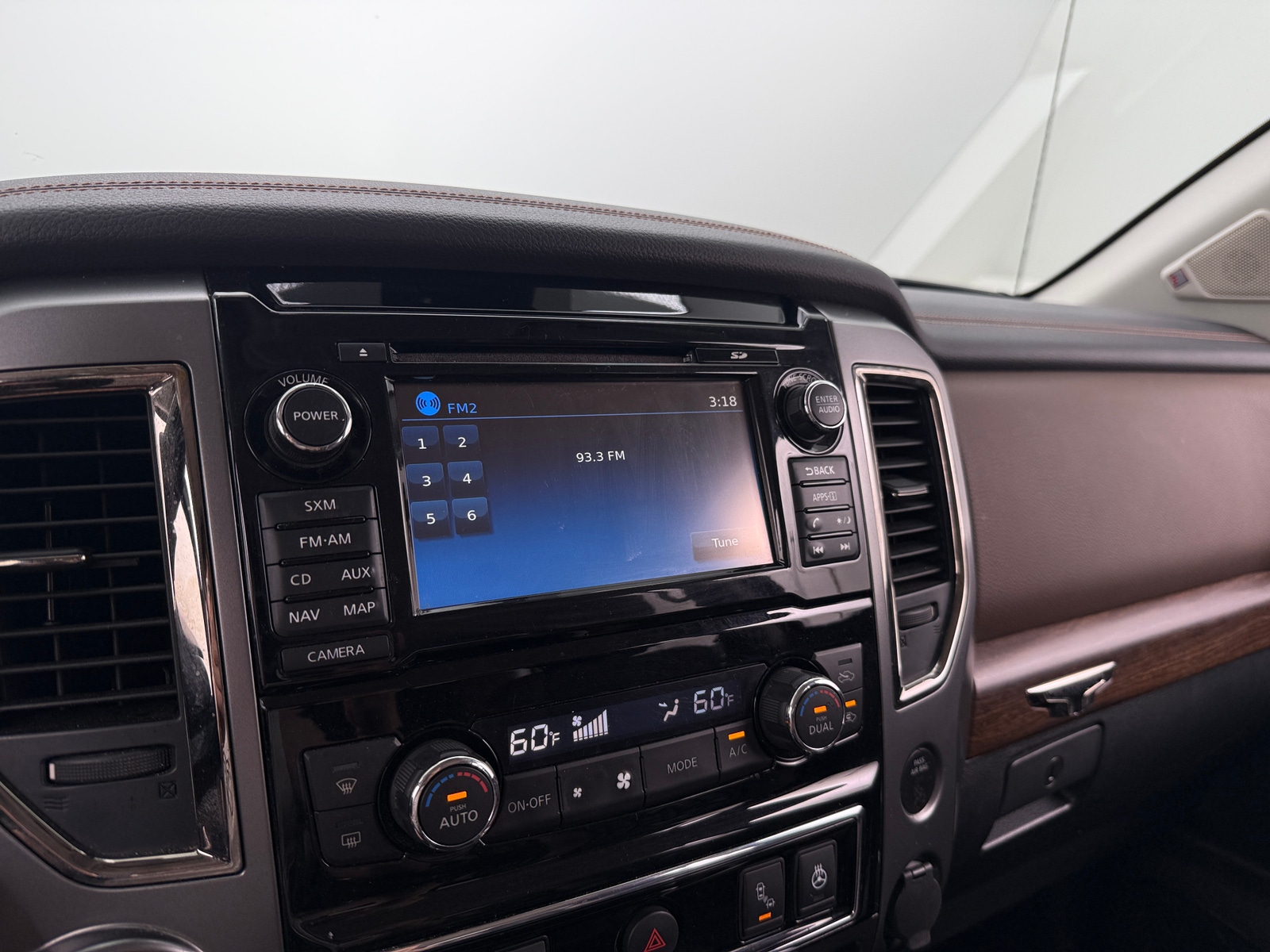 Thumbnail: 2018 Nissan Titan - 3