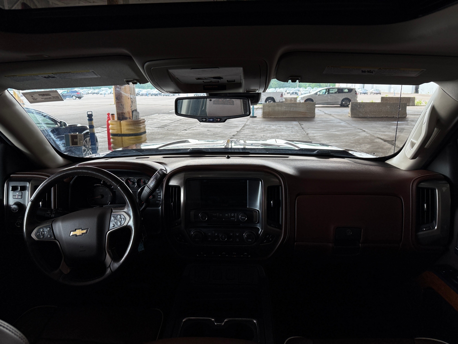 Thumbnail: 2017 Chevrolet Silverado 1500 - 3