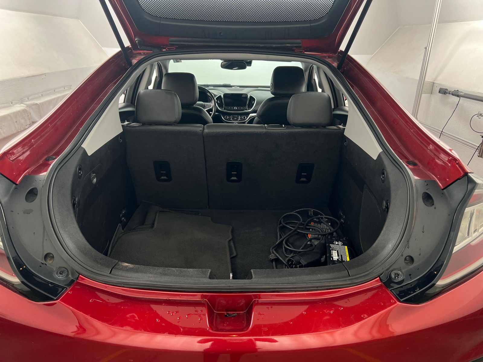 Thumbnail: 2018 Chevrolet Volt - 6