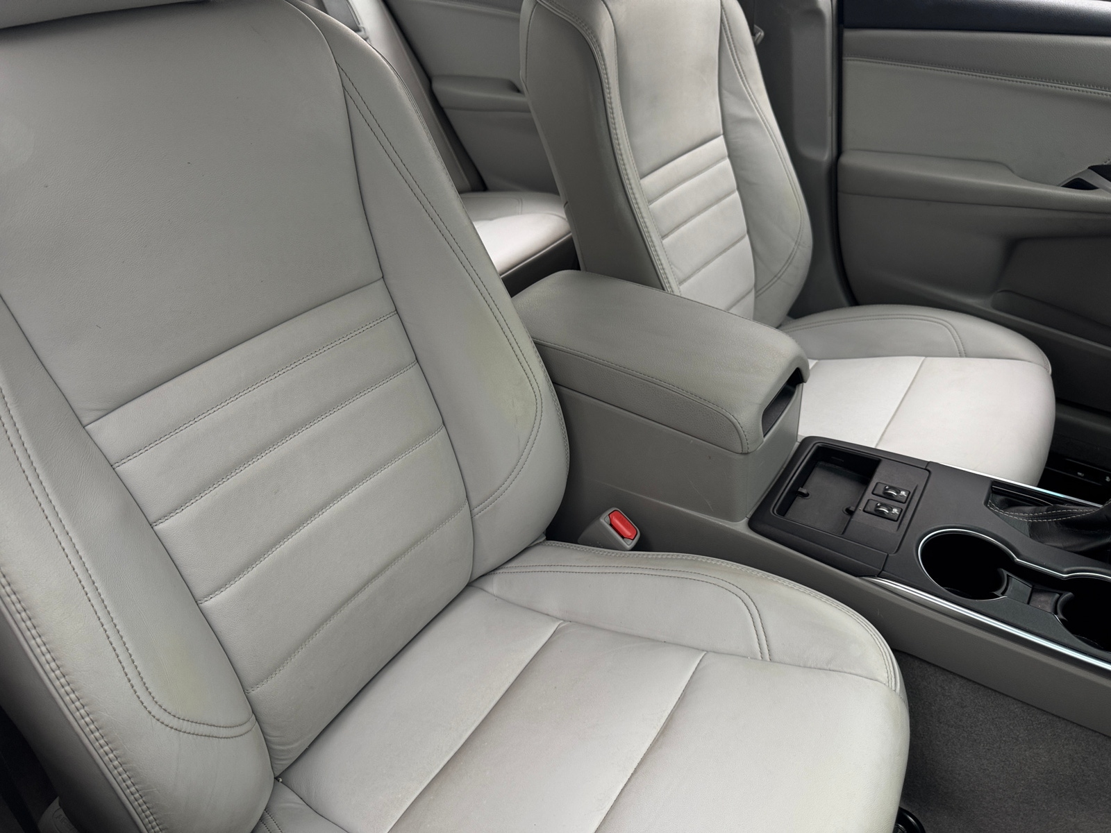 Thumbnail: 2017 Toyota Camry - 2