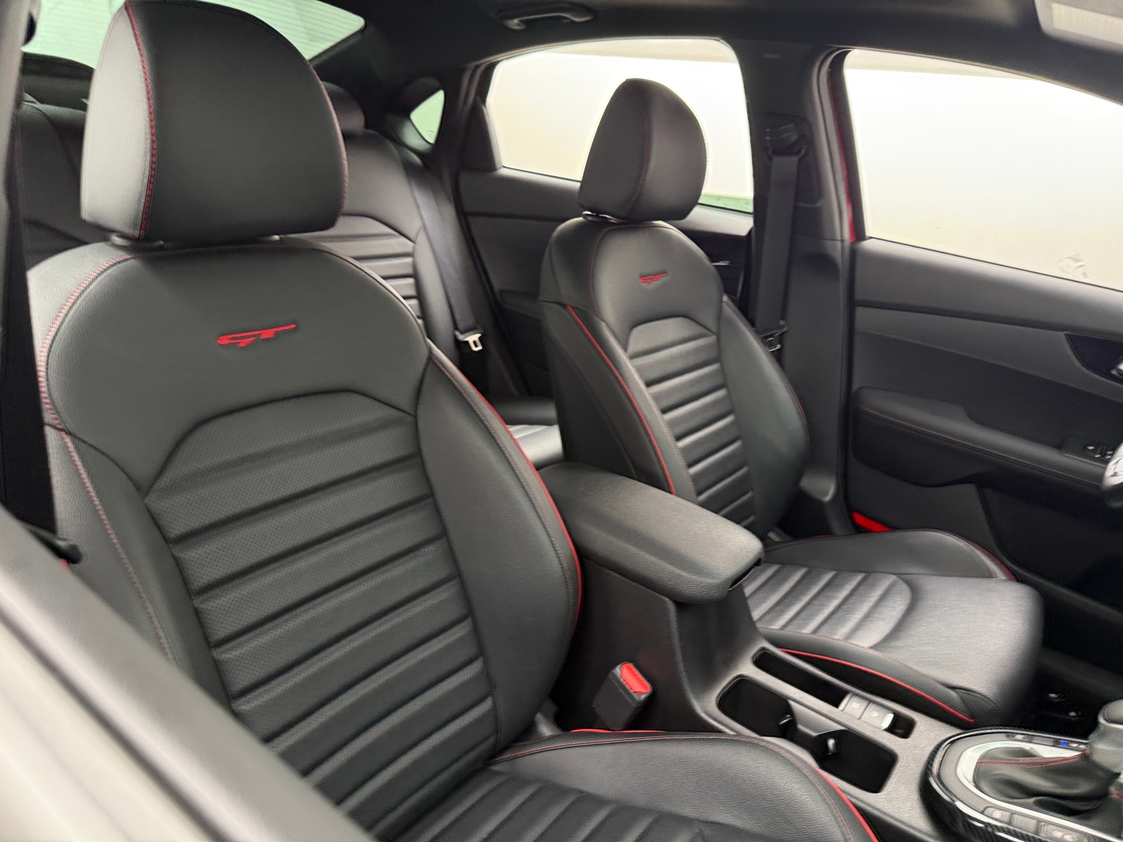 Thumbnail: 2022 Kia Forte - 2