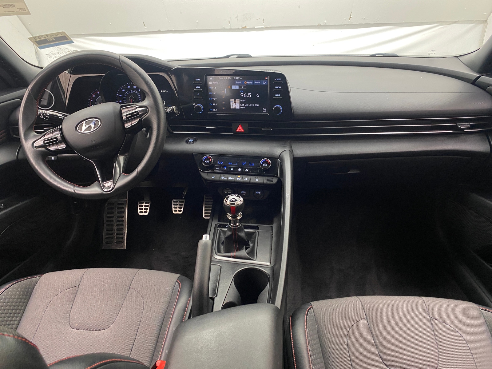 Thumbnail: 2021 Hyundai Elantra - 3