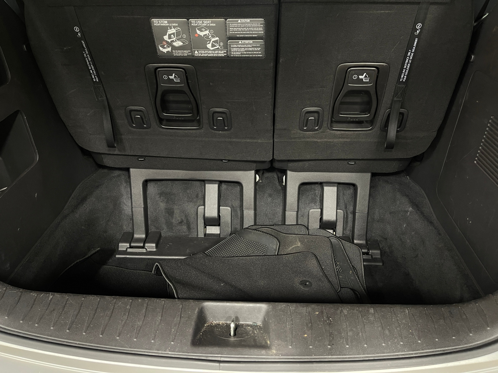 Thumbnail: 2023 Kia Carnival - 7