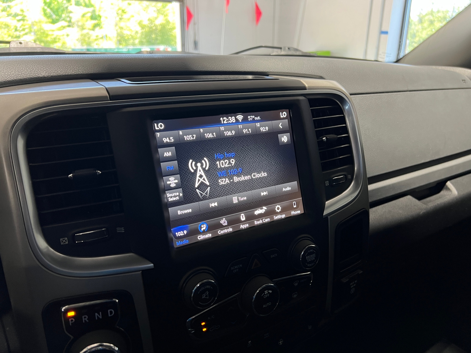 Thumbnail: 2020 RAM 1500 Classic - 4