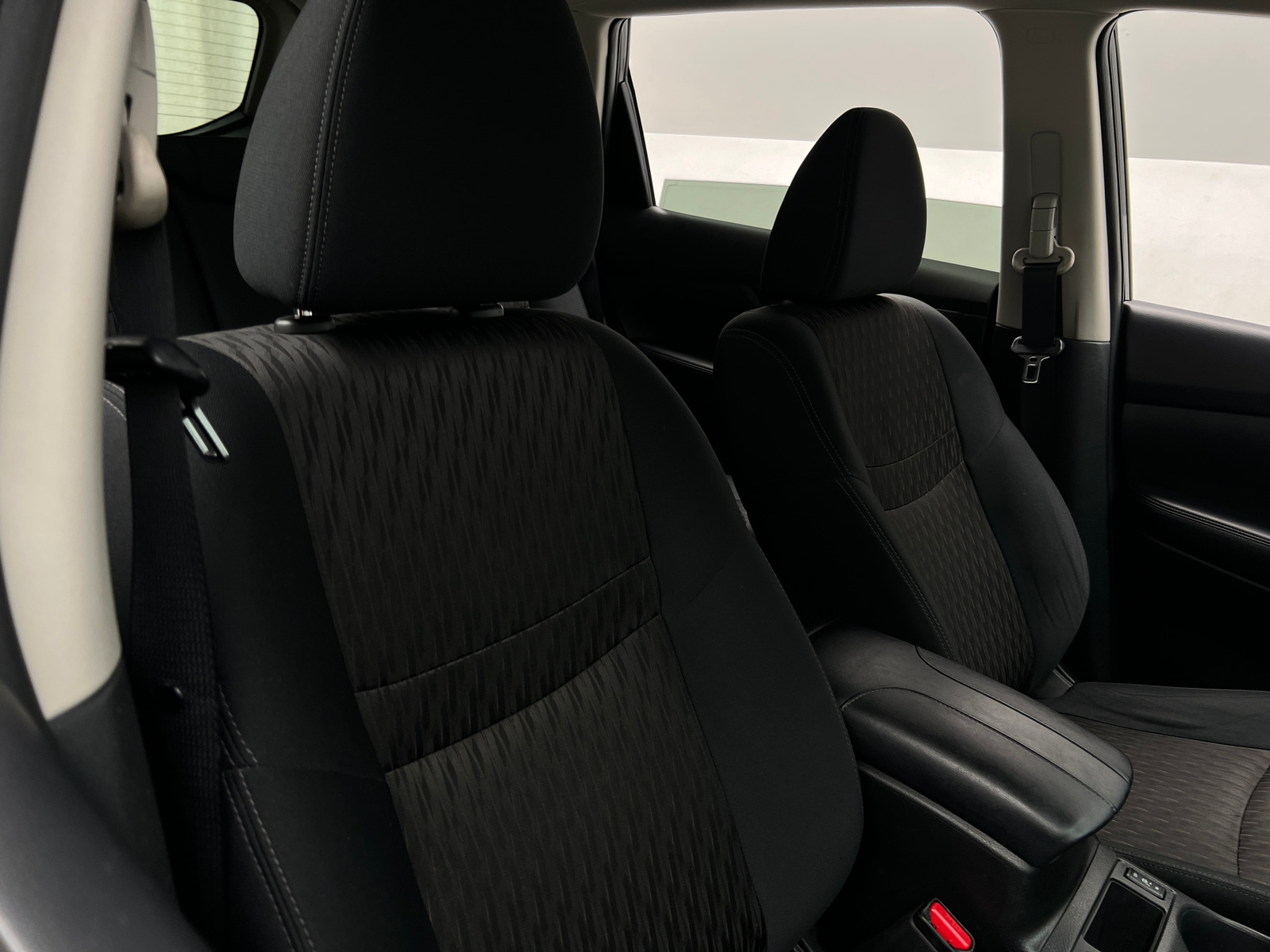 Thumbnail: 2018 Nissan Rogue - 2