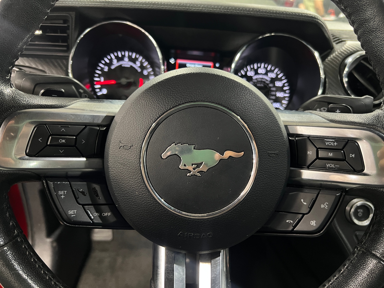 Thumbnail: 2017 Ford Mustang - 4