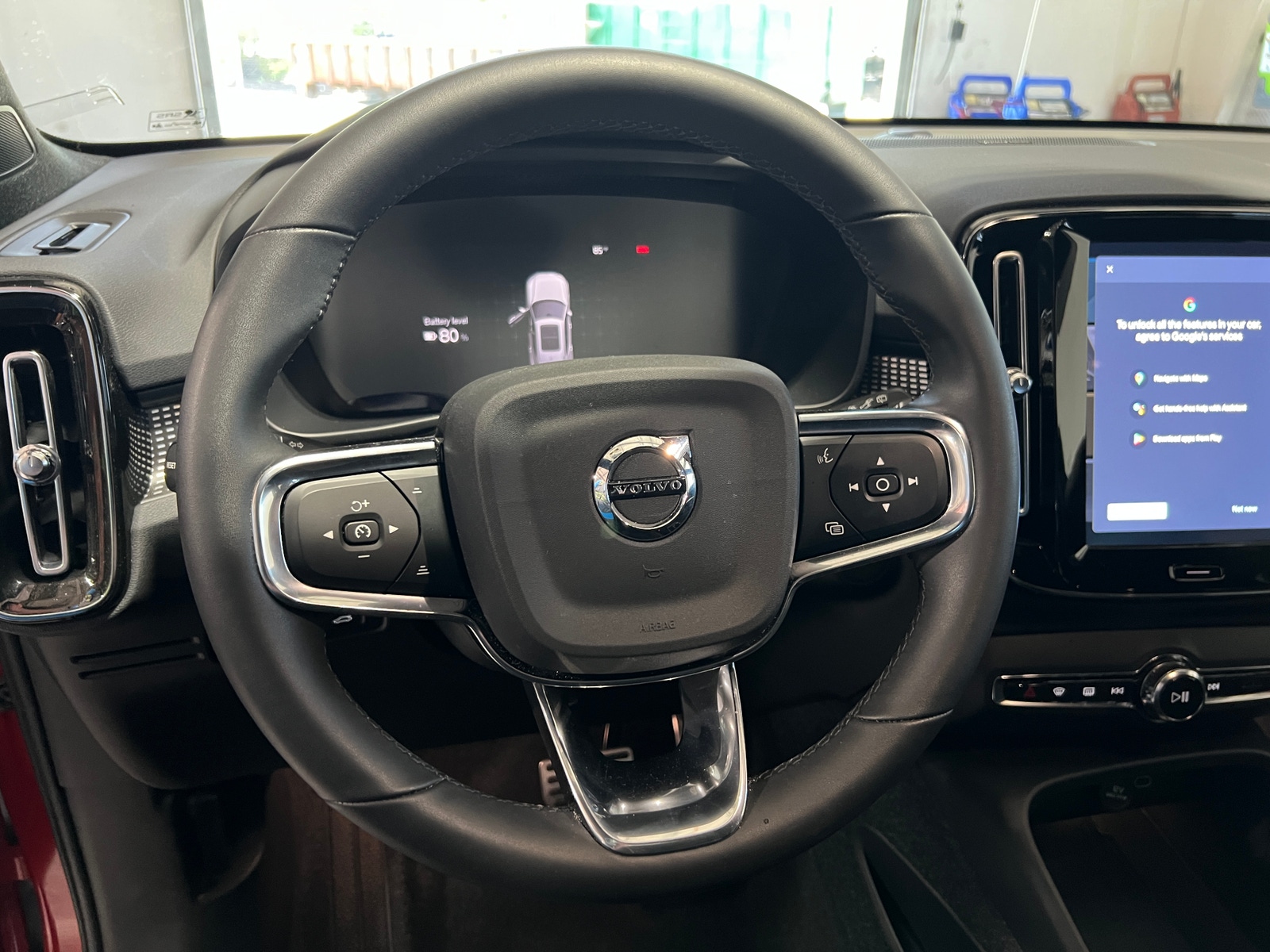 Thumbnail: 2022 Volvo XC40 - 4