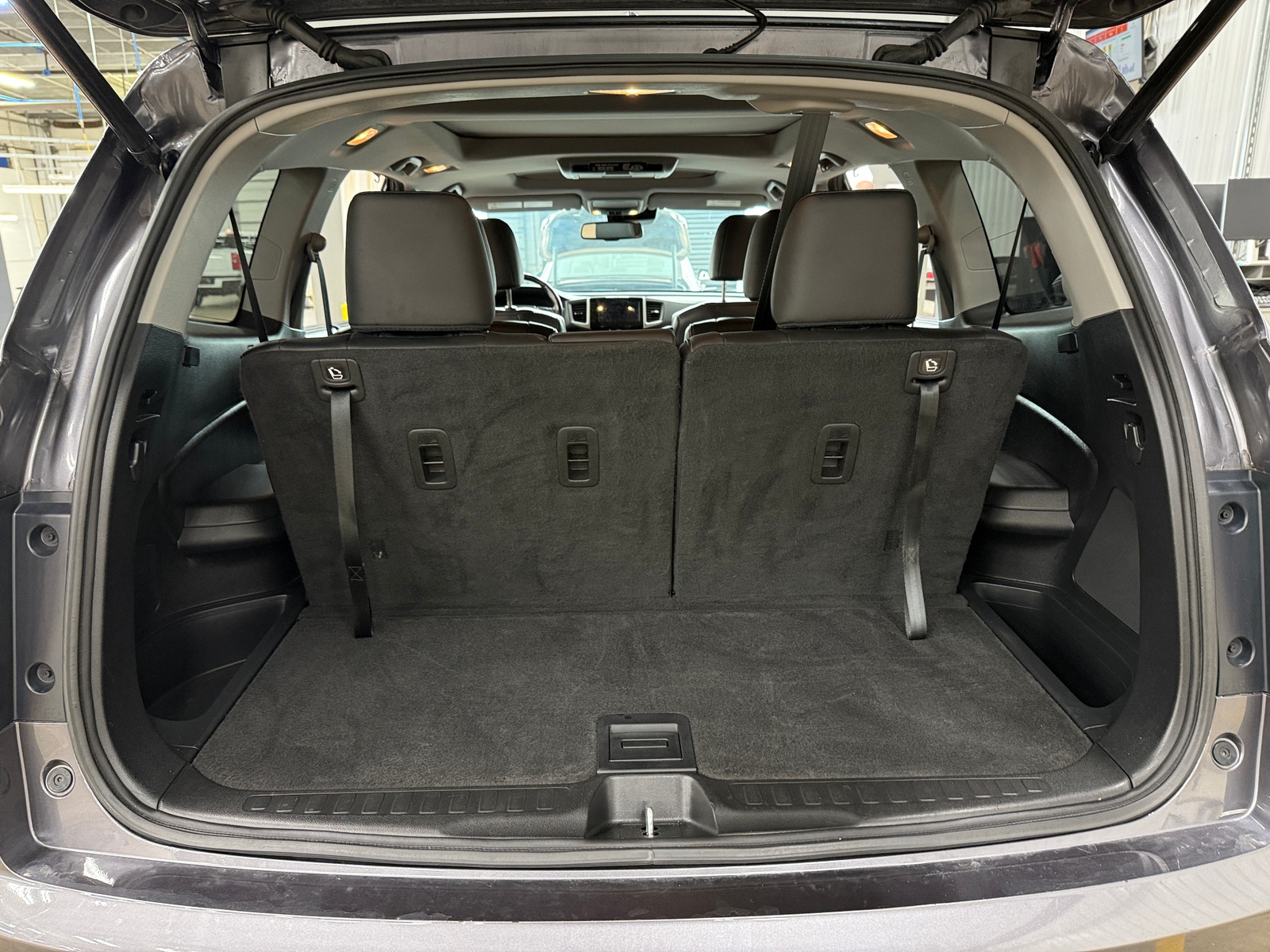 Thumbnail: 2017 Honda Pilot - 6