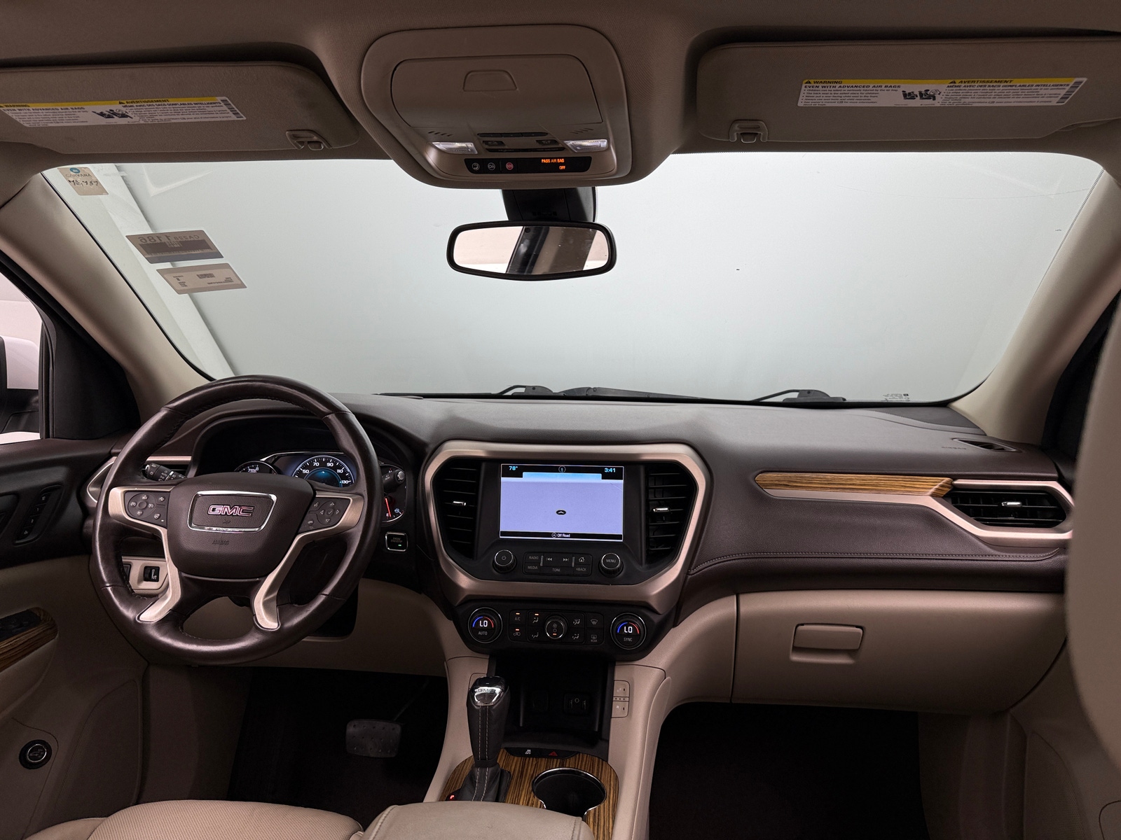 Thumbnail: 2017 GMC Acadia - 2